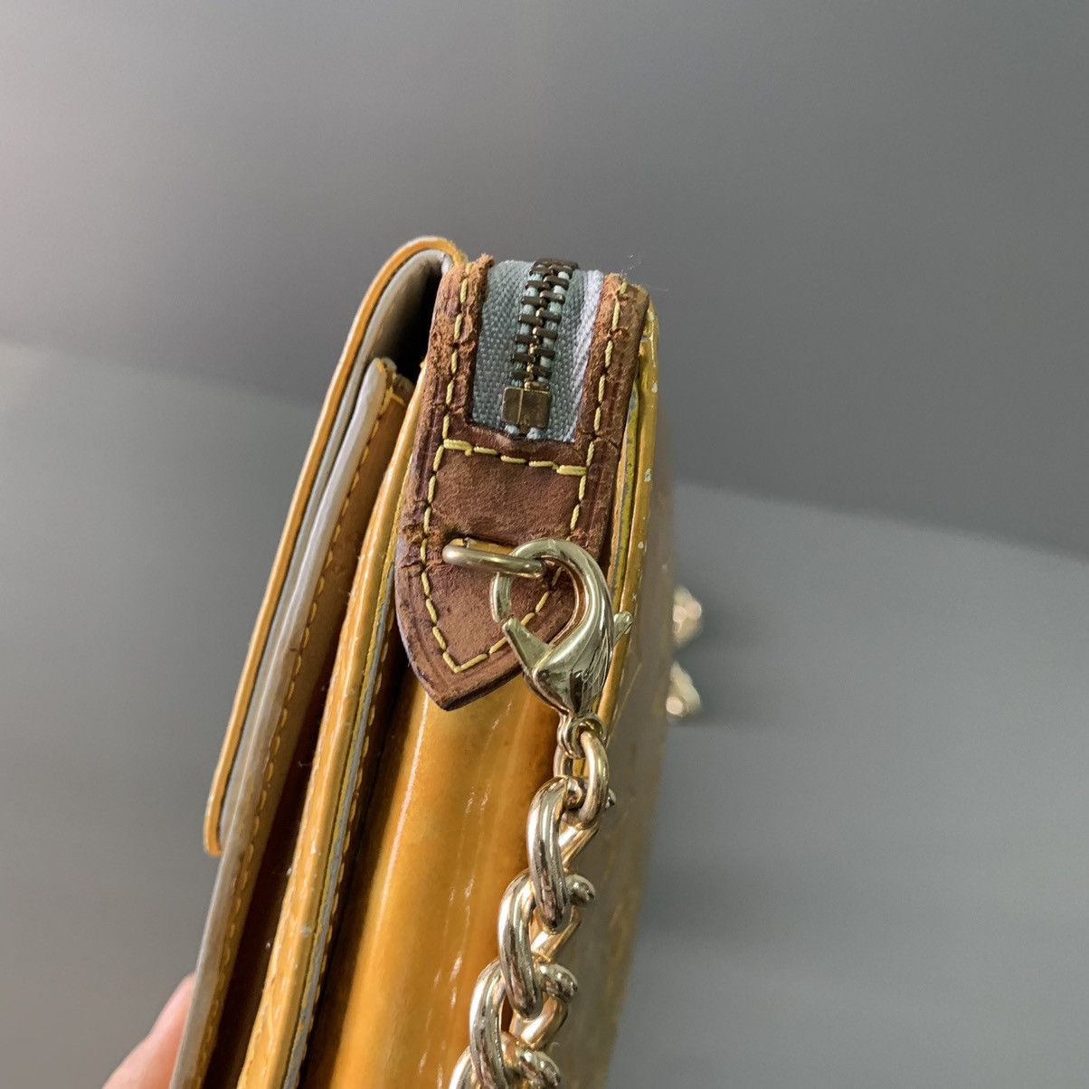 Louis Vuitton Louis Vuitton Vernis Chain Slingbag Size ONE SIZE - 8 Thumbnail