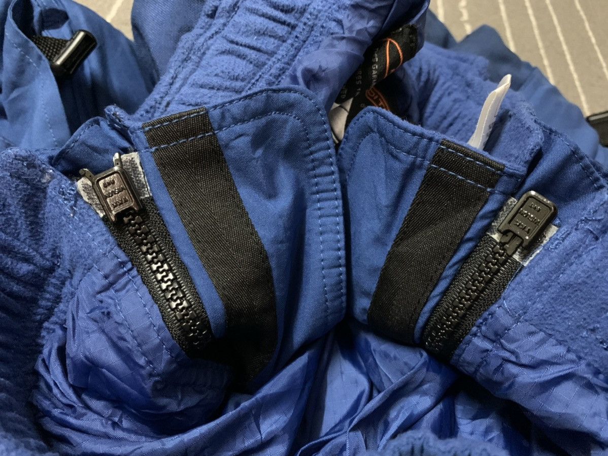 Errolson Hugh × Nike ACG × Vintage Nike ACG waterproof - vintage ski pants Size US 34 / EU 50 - 9 Thumbnail