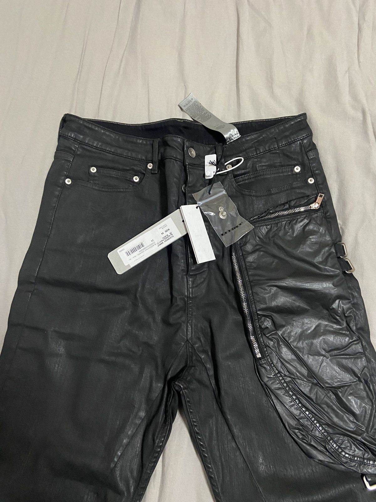 Rick Owens Drkshdw 20ss Tapered Bladder Black Wax Zip Pocket Cropped Pants Size US 34 / EU 50 - 4 Thumbnail
