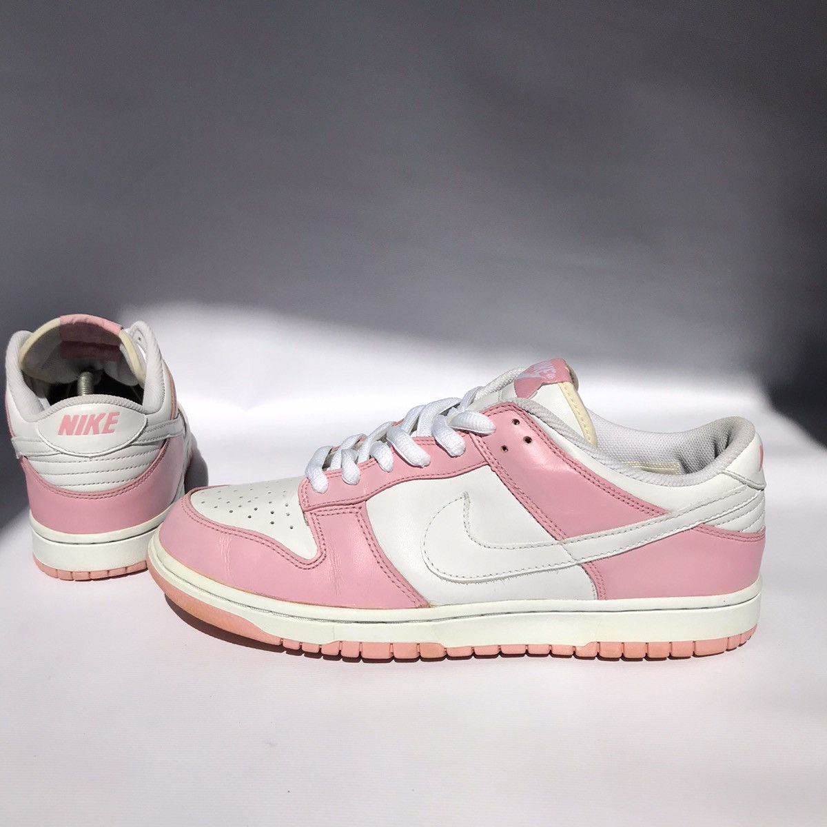 Nike × Vintage 2005 Nike Dunk Low Real Pink White-Pink Size US 10 / EU 43 - 4 Thumbnail