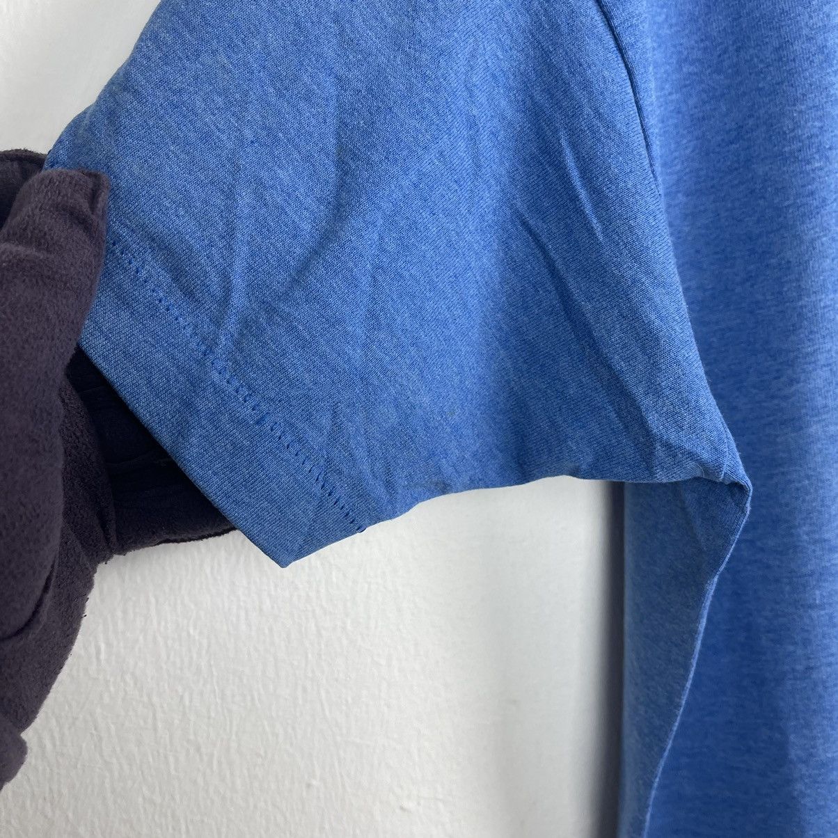 Vintage Vintage Monrovia tee 90s Size US L / EU 52-54 / 3 - 4 Thumbnail