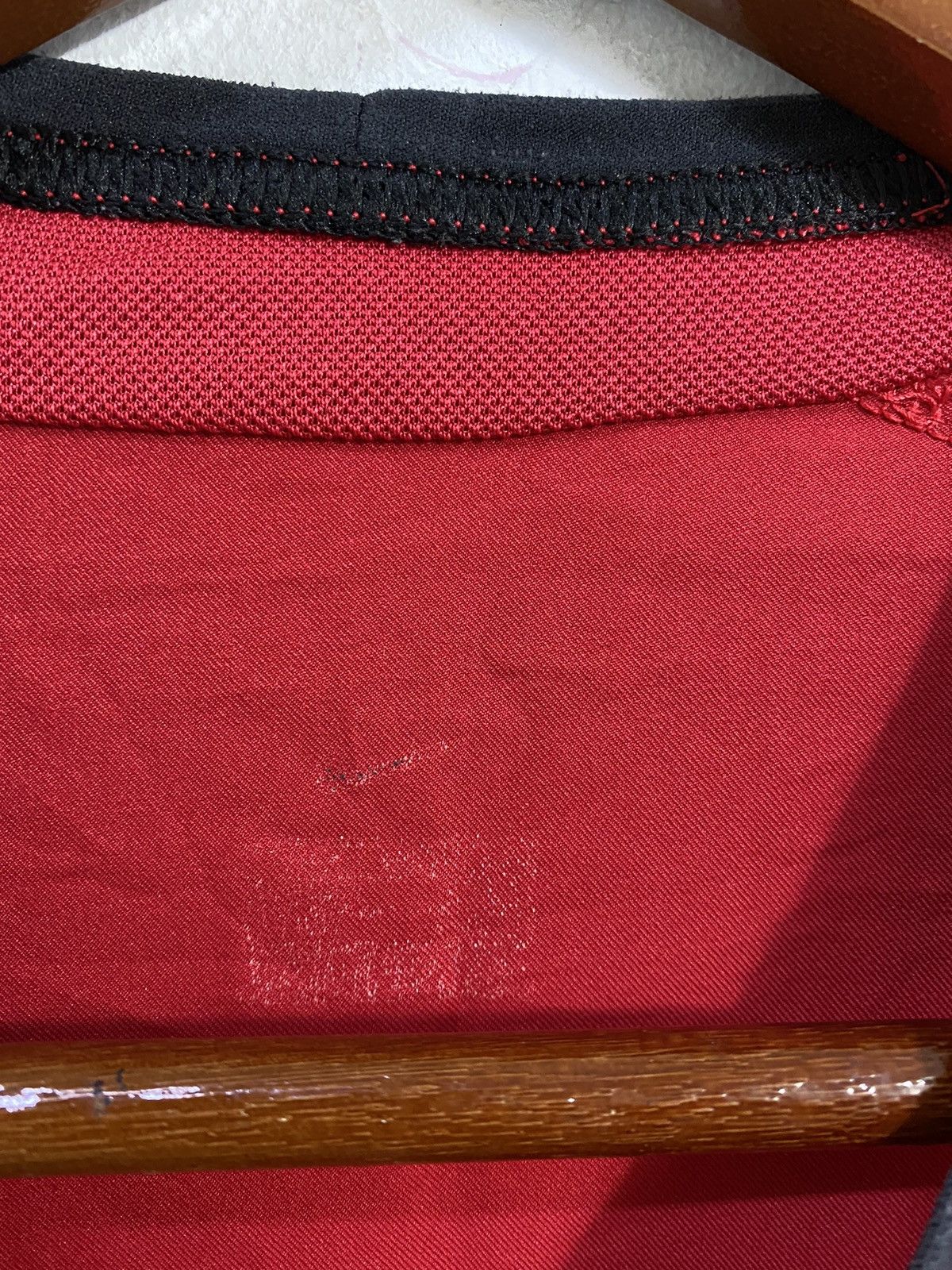 Nike × Vintage Vintage Nike Manchester United Jersey Vodafone Design Size US M / EU 48-50 / 2 - 6 Thumbnail
