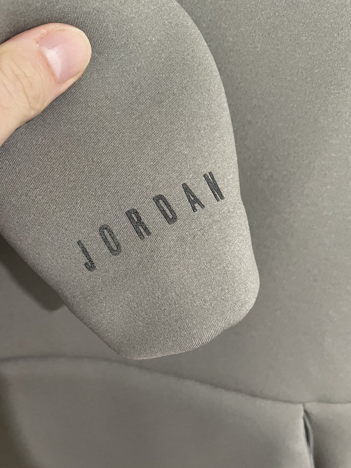 Jordan Brand Air Jordan Thermal Top Size US L / EU 52-54 / 3 - 4 Thumbnail