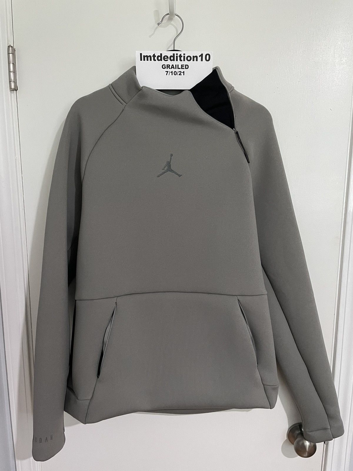 Air Jordan Thermal Top