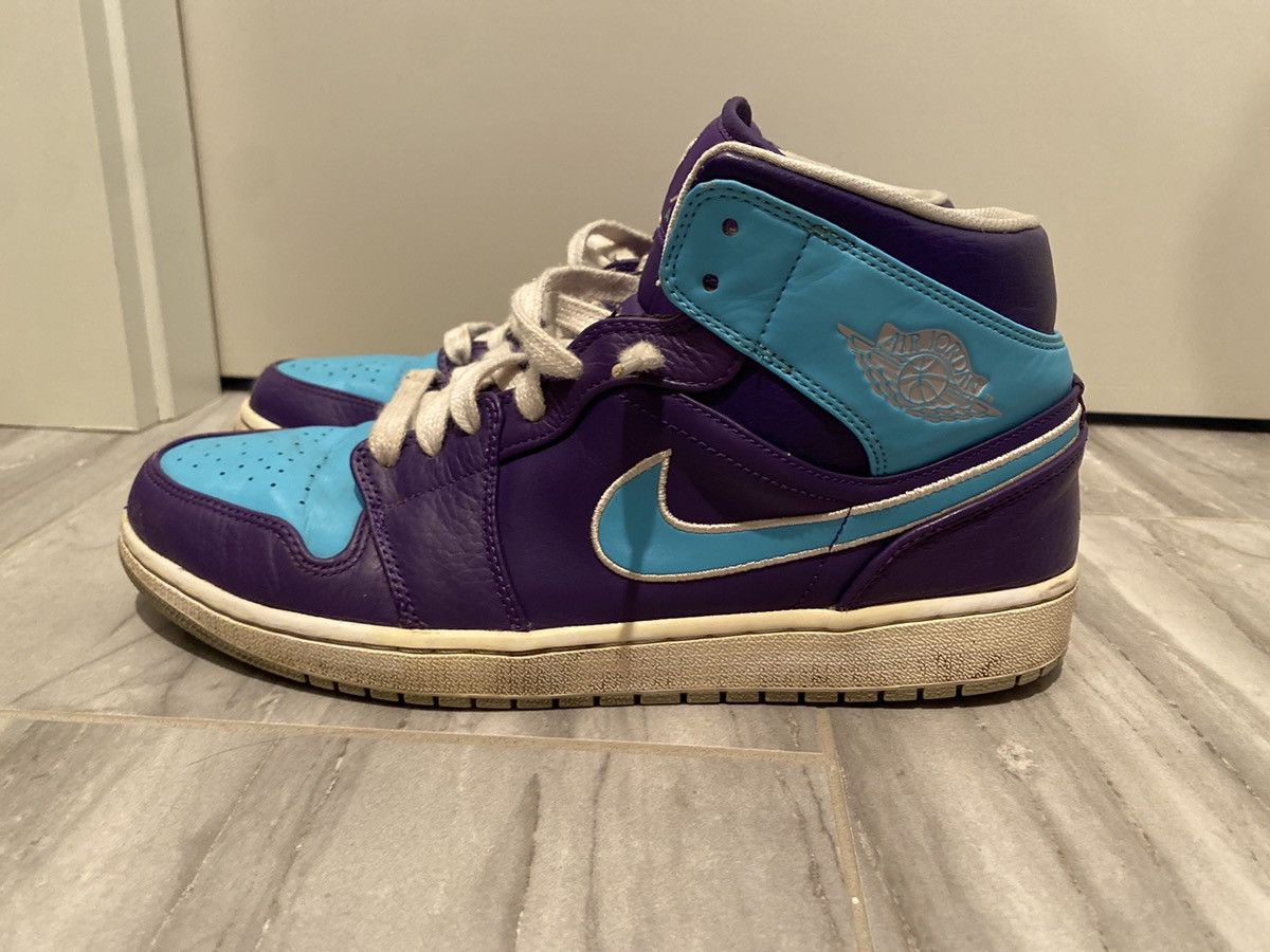 Air jordan 1 mid hornets shop