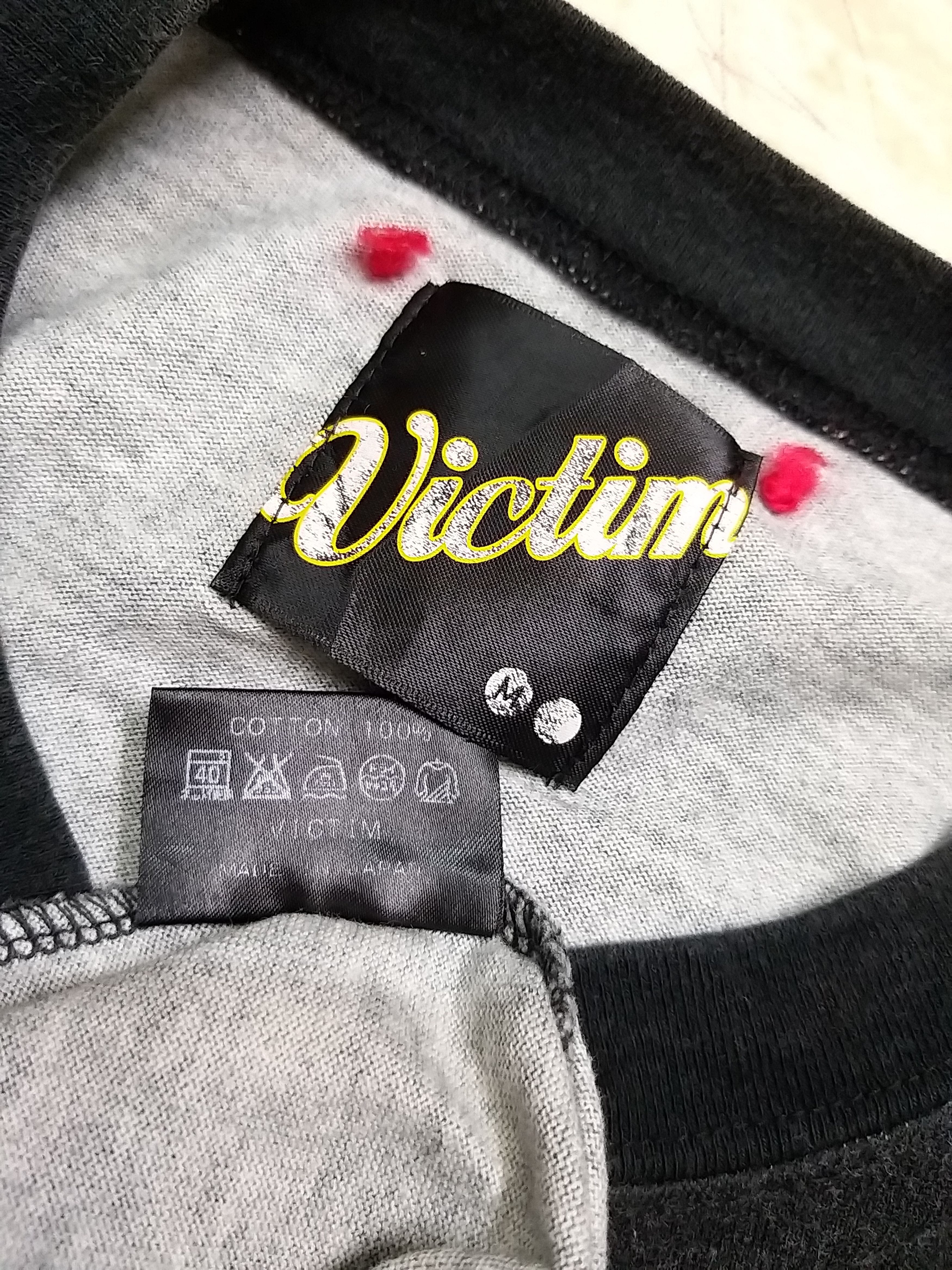 Japanese Brand ARCHIVE JAPANESE CULTURE VICTIM"QUI ELES VICTIM" T SHIRT Size US M / EU 48-50 / 2 - 9 Thumbnail