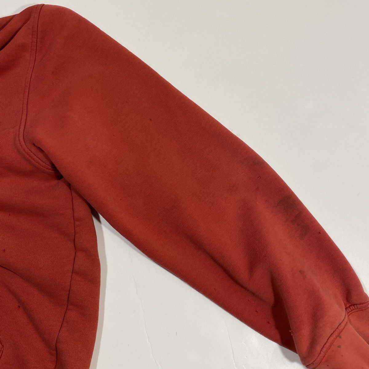Nike × Vintage Vintage Distressed Nike Spellout Hoodie Red Size US M / EU 48-50 / 2 - 8 Thumbnail