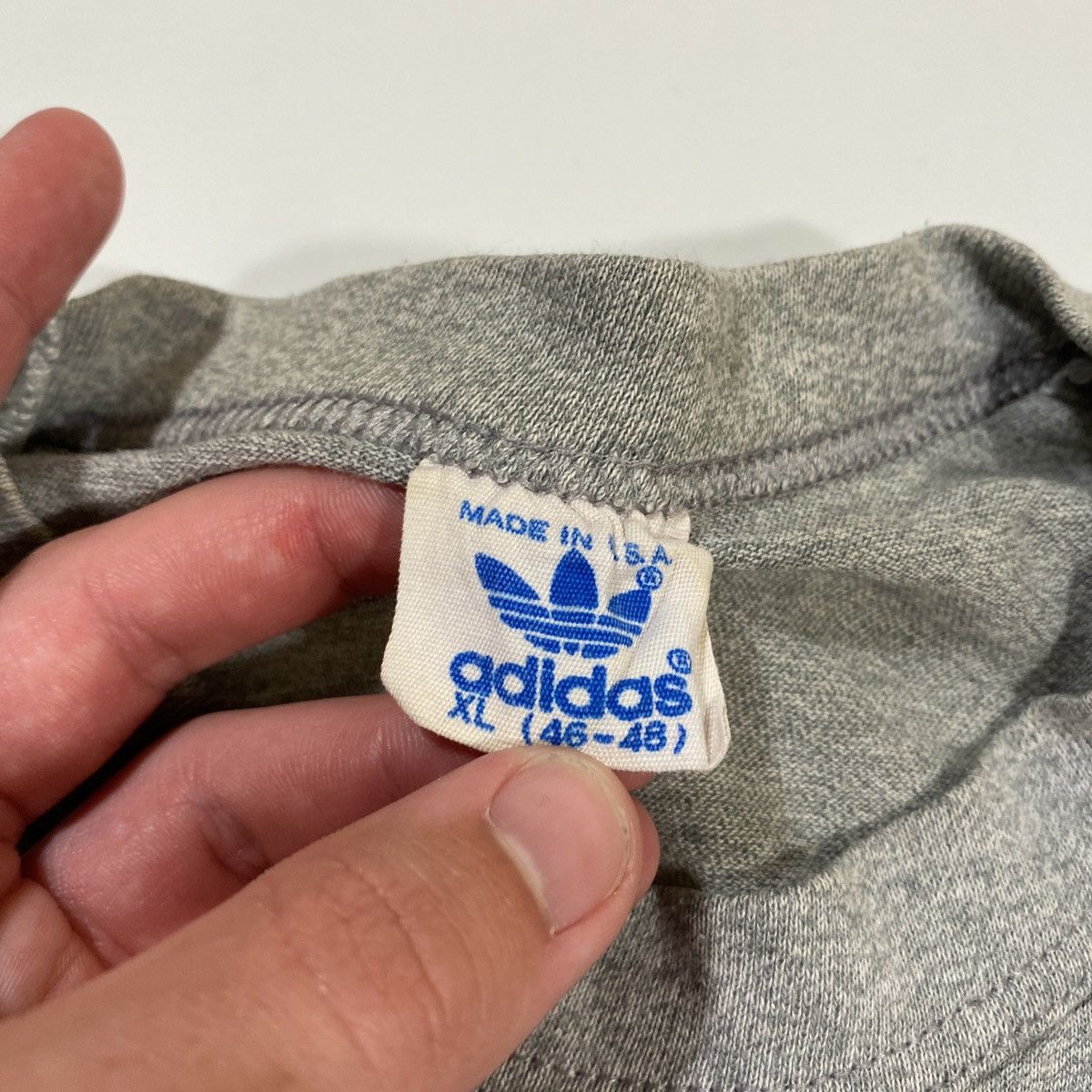 Adidas × Vintage 80’s Adidas Trefoil Spellout Tee Size US XL / EU 56 / 4 - 3 Thumbnail