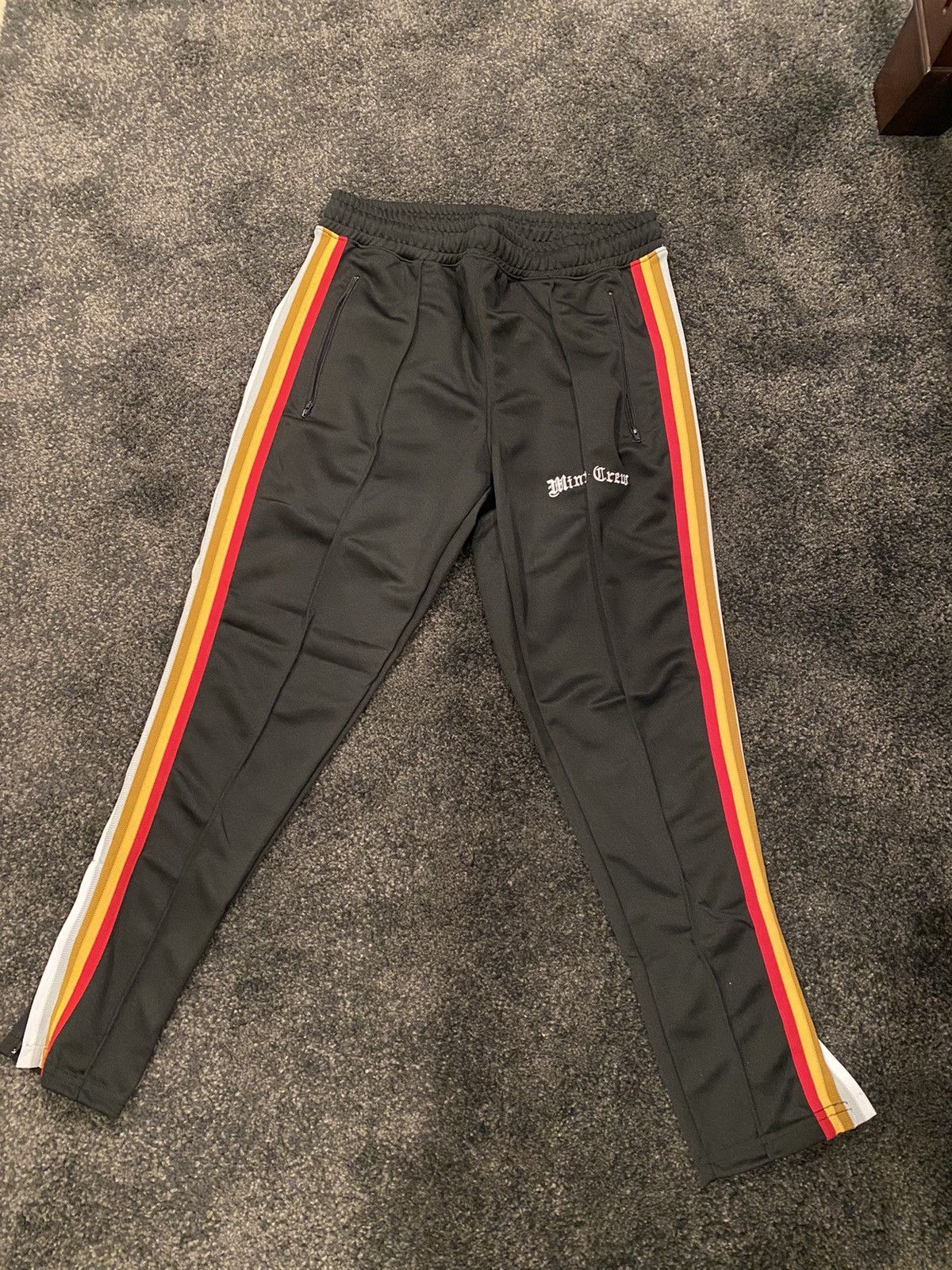 Mintcrew Mint crew side stripe sweats | Grailed