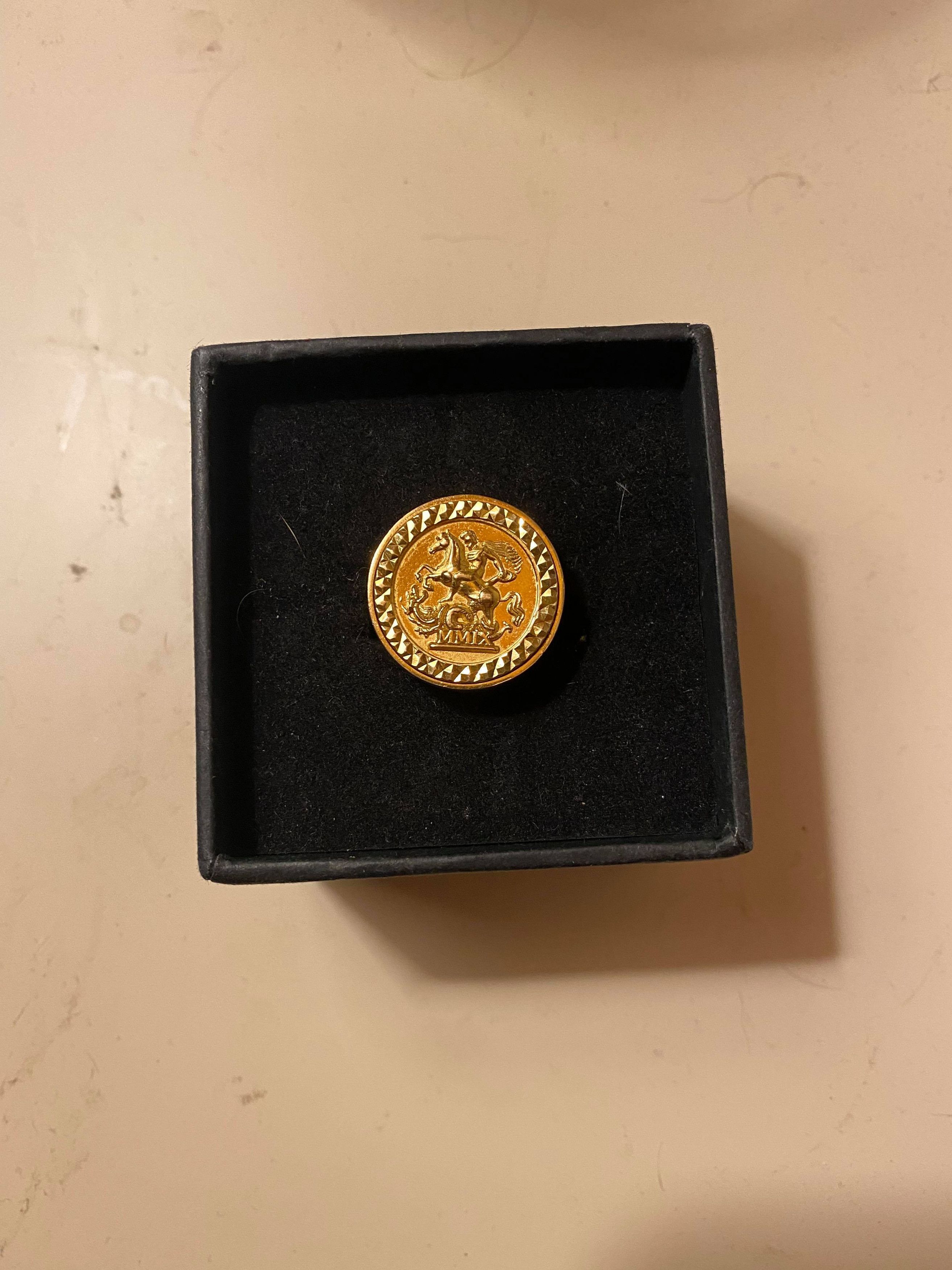 Palace Palace Skateboards Gold Sovereign Ring Solid G Sovereign 9K | Grailed