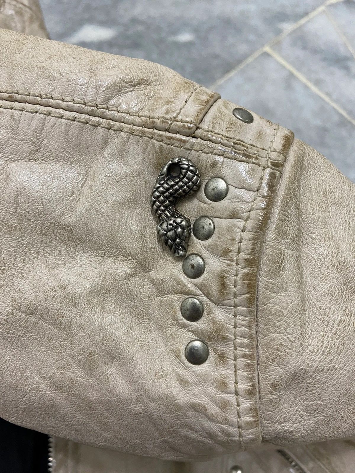 Genuine Leather Vintage Brogden Snake studded leather jacket Size US M / EU 48-50 / 2 - 13 Thumbnail