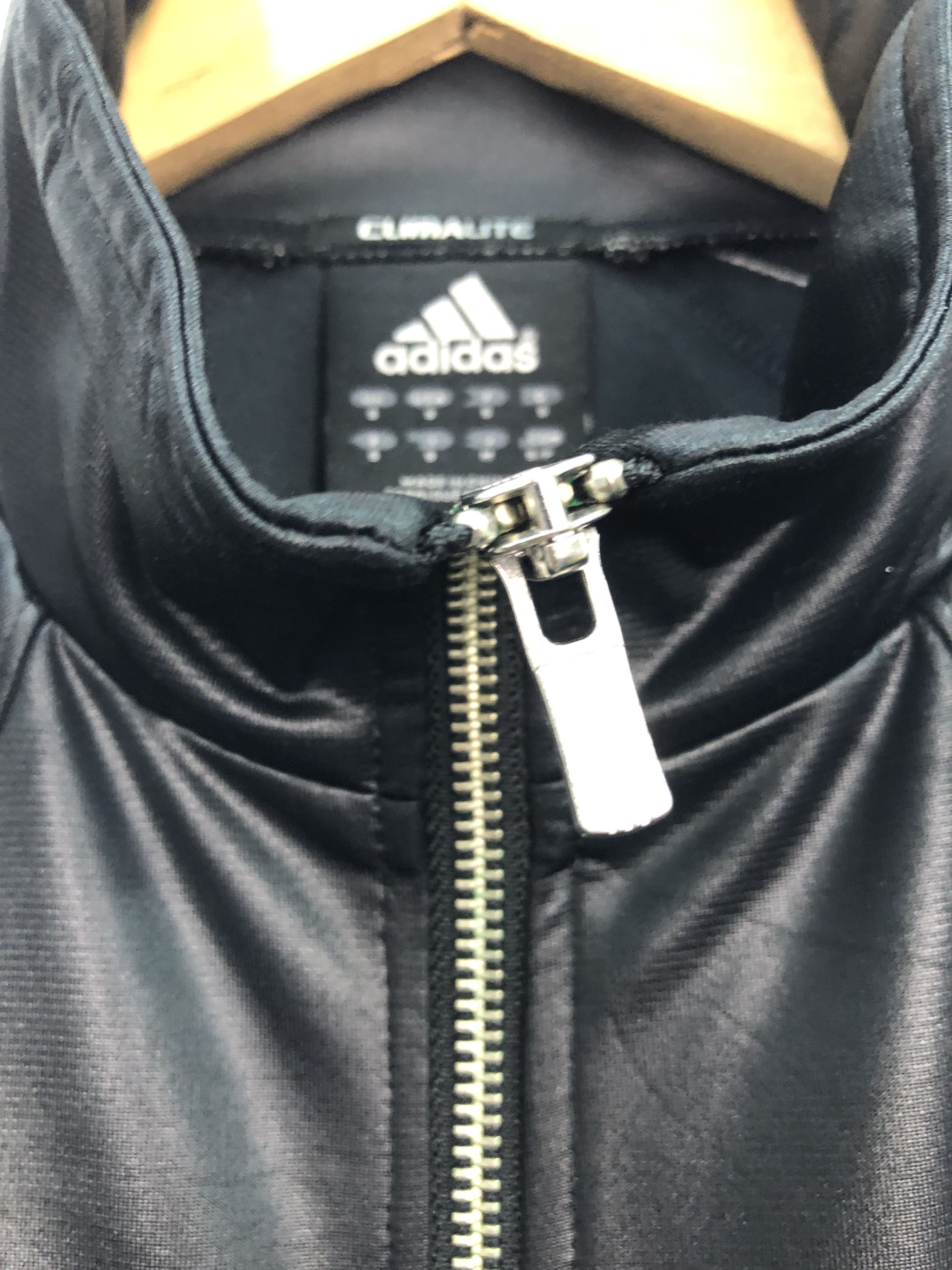 Adidas × Vintage Vintage Adidas Windbreaker Jacket Size US S / EU 44-46 / 1 - 7 Thumbnail
