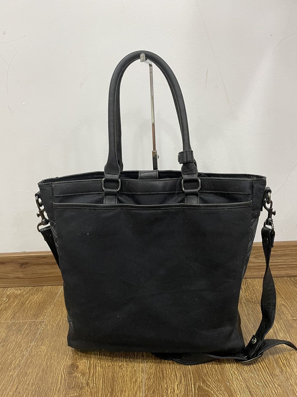 Burberry Authentic BURBERRY Blavk Label Two Way Bag Size ONE SIZE - 5 Thumbnail