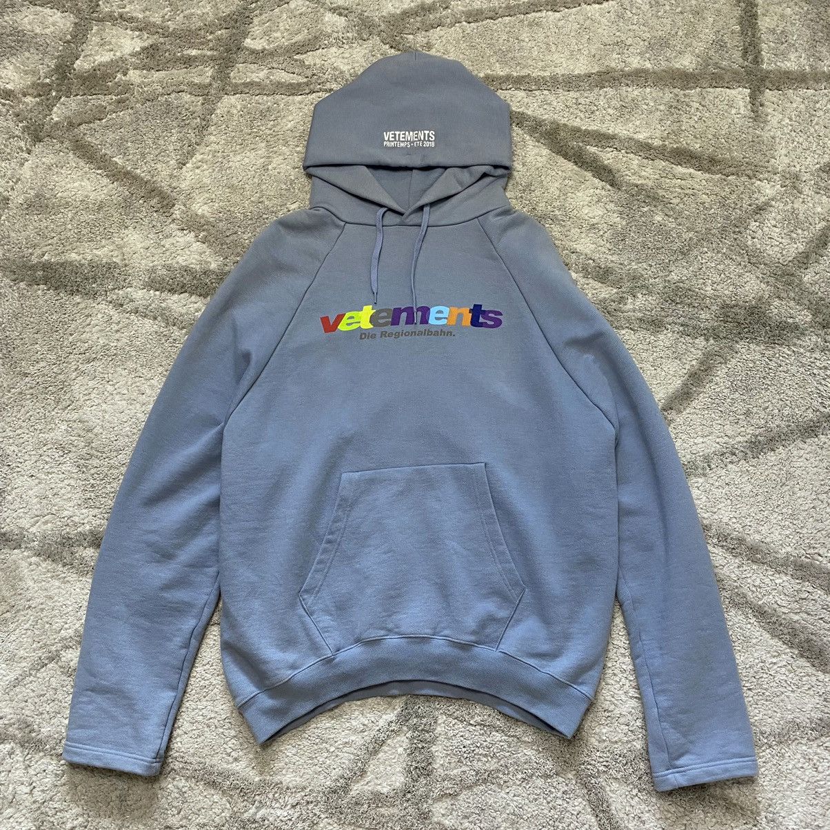 Vetements die deals regionalbahn hoodie