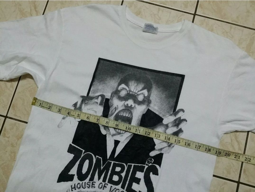Vintage VTG 90'S ZOMBIES HOUSE OF VOODOO NEW ORLEANS 1995 T SHIRT Size US M / EU 48-50 / 2 - 5 Thumbnail