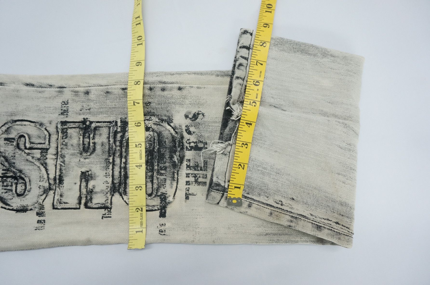 Japanese Brand Vintage BERNING SHO Punk Worn Out Offwhite Acid Wash Jeans Size US 29 - 22 Thumbnail