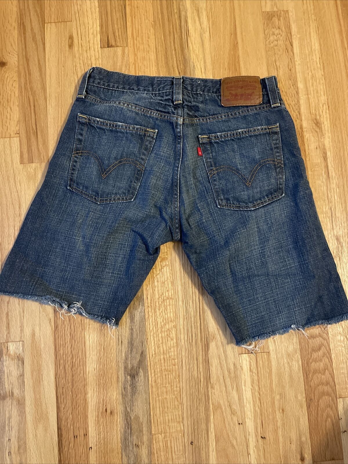 Levi's denim 514 slim straight shorts Size US 32 / EU 48 - 2 Thumbnail