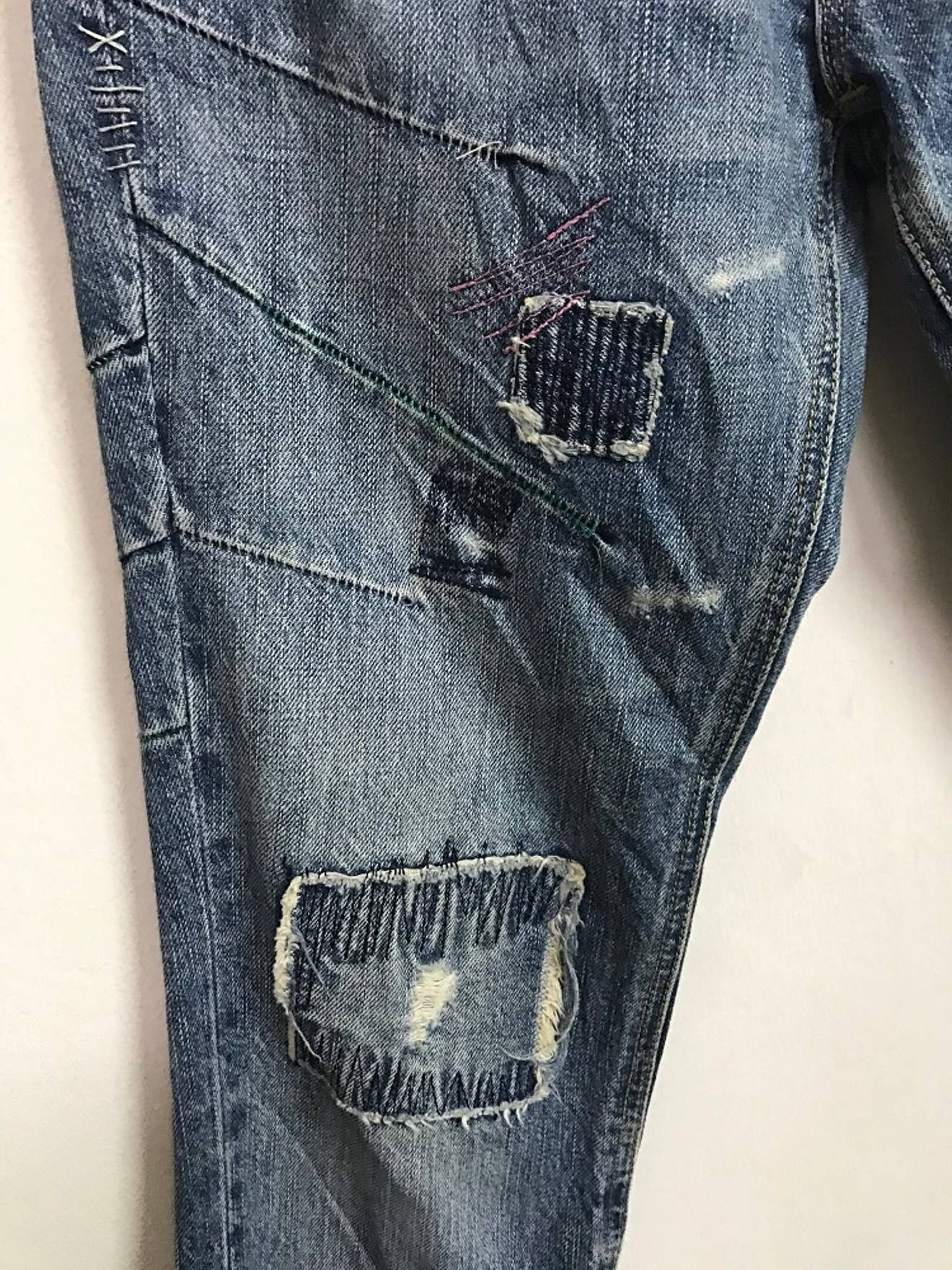 Vintage BISON Japan Rips Patchwork Exposed Stitching Denim Jeans Size US 31 - 5 Thumbnail