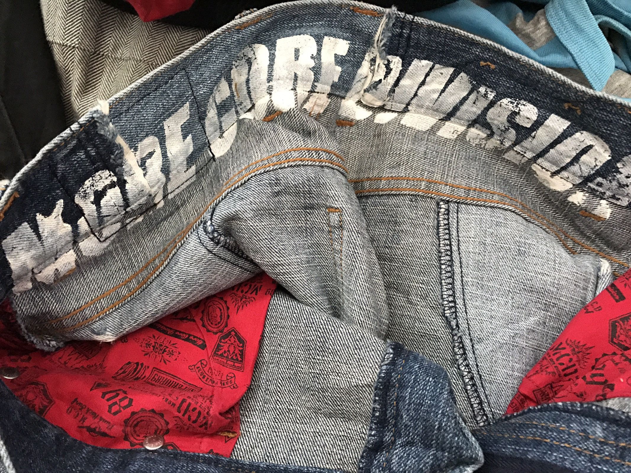 Vintage Japanese Designer MC DIVISION Cut Out Raw Edge Denim Jeans Size US 31 - 16 Thumbnail