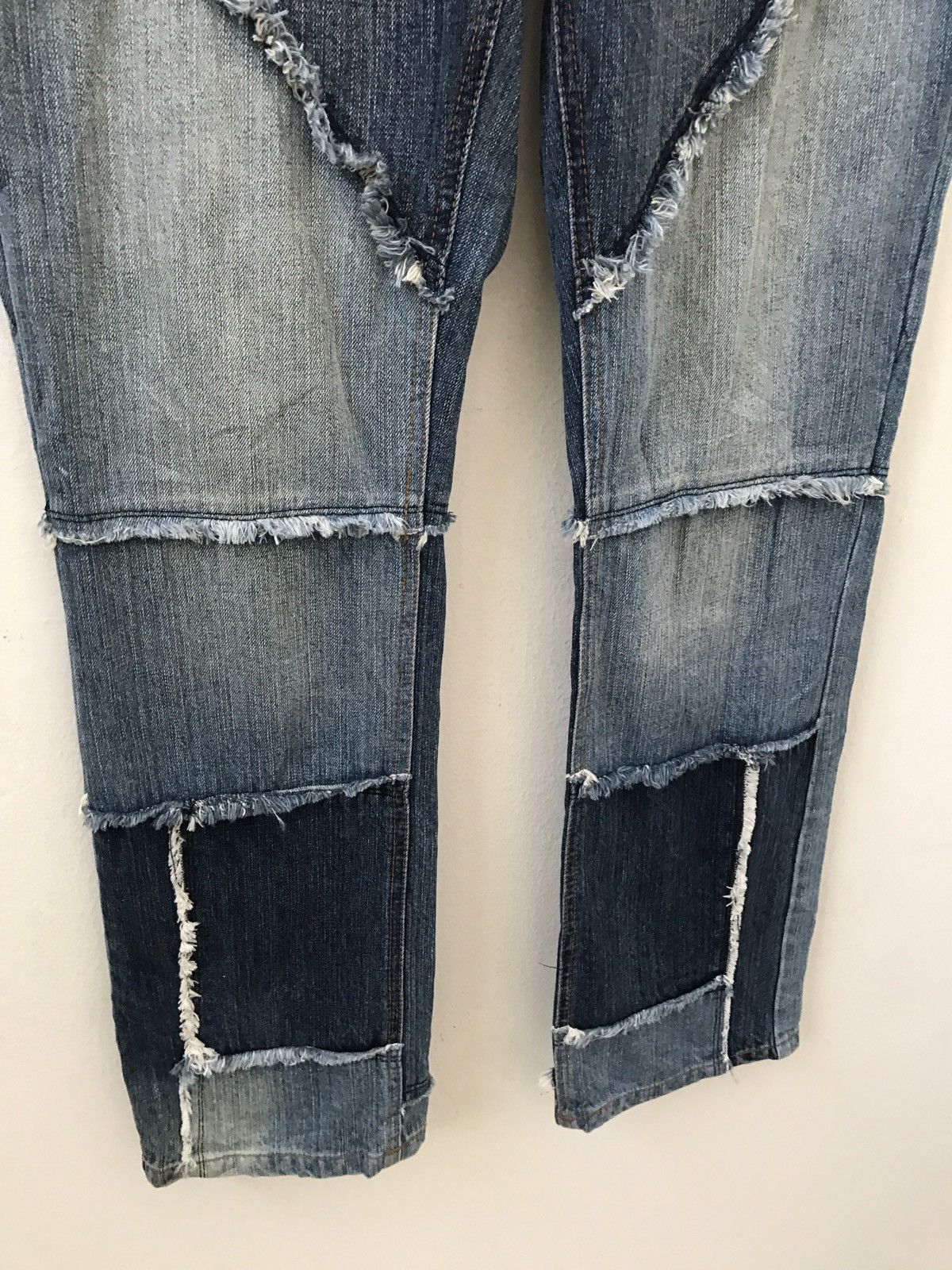 Vintage Japanese Designer MC DIVISION Cut Out Raw Edge Denim Jeans Size US 31 - 4 Thumbnail