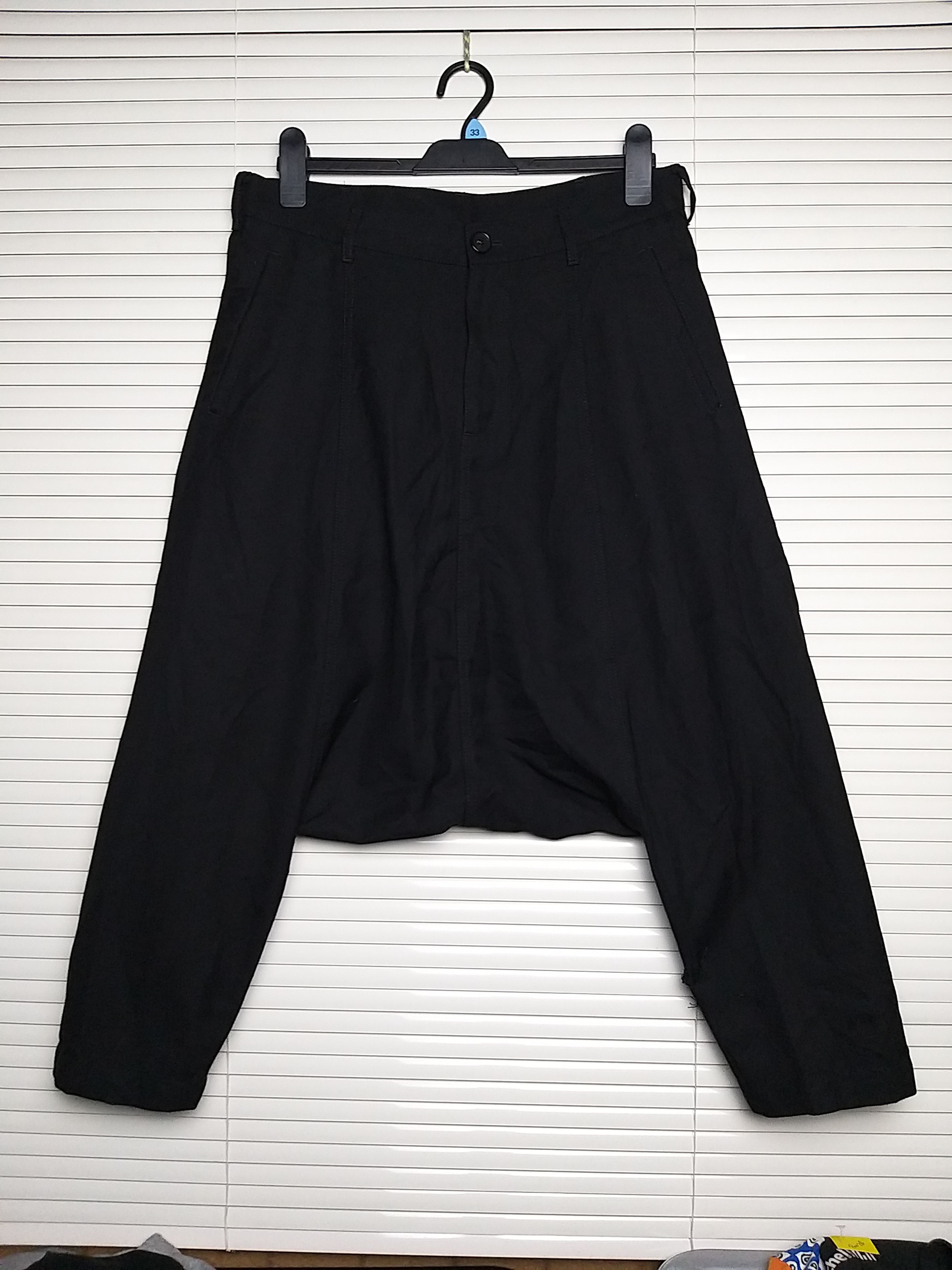 Comme des Garcons CDG SHIRT Black Drop-Crotch Wool Shorts Size US 32 / EU 48 - 1 Thumbnail
