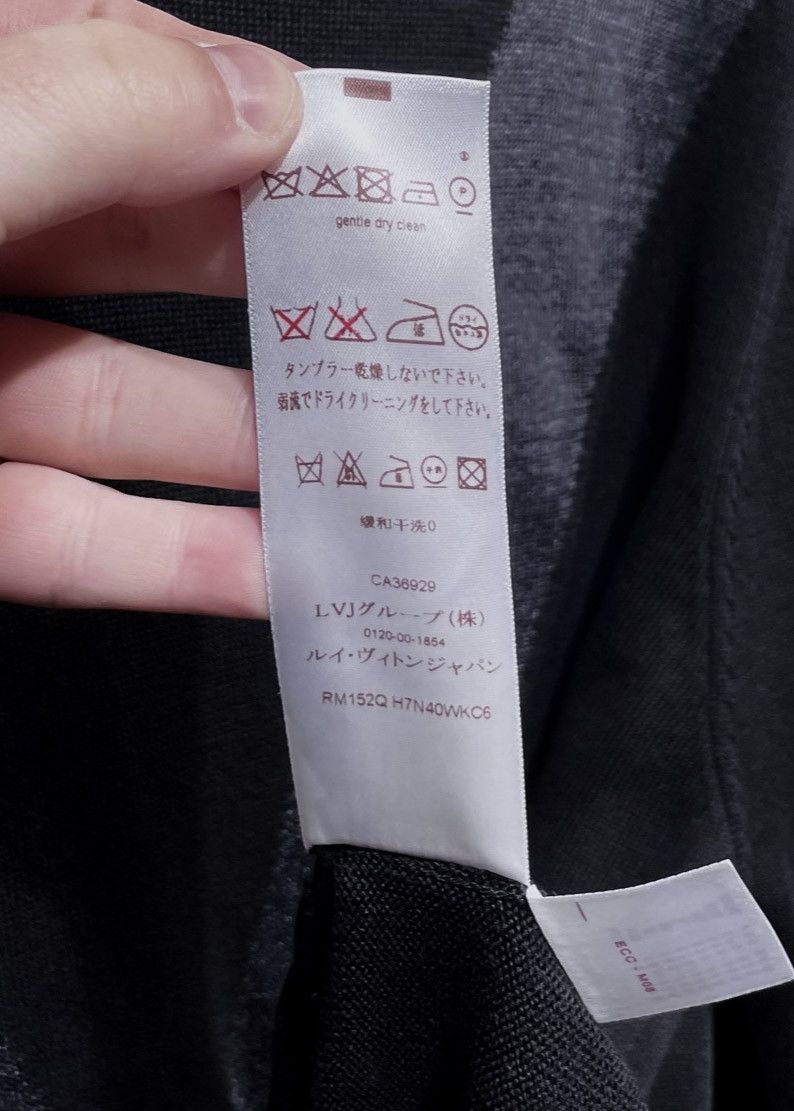 Louis Vuitton Louis Vuitton Black Blue Graphic V Hooded Sweater - LV 🏆 Size US L / EU 52-54 / 3 - 6 Thumbnail