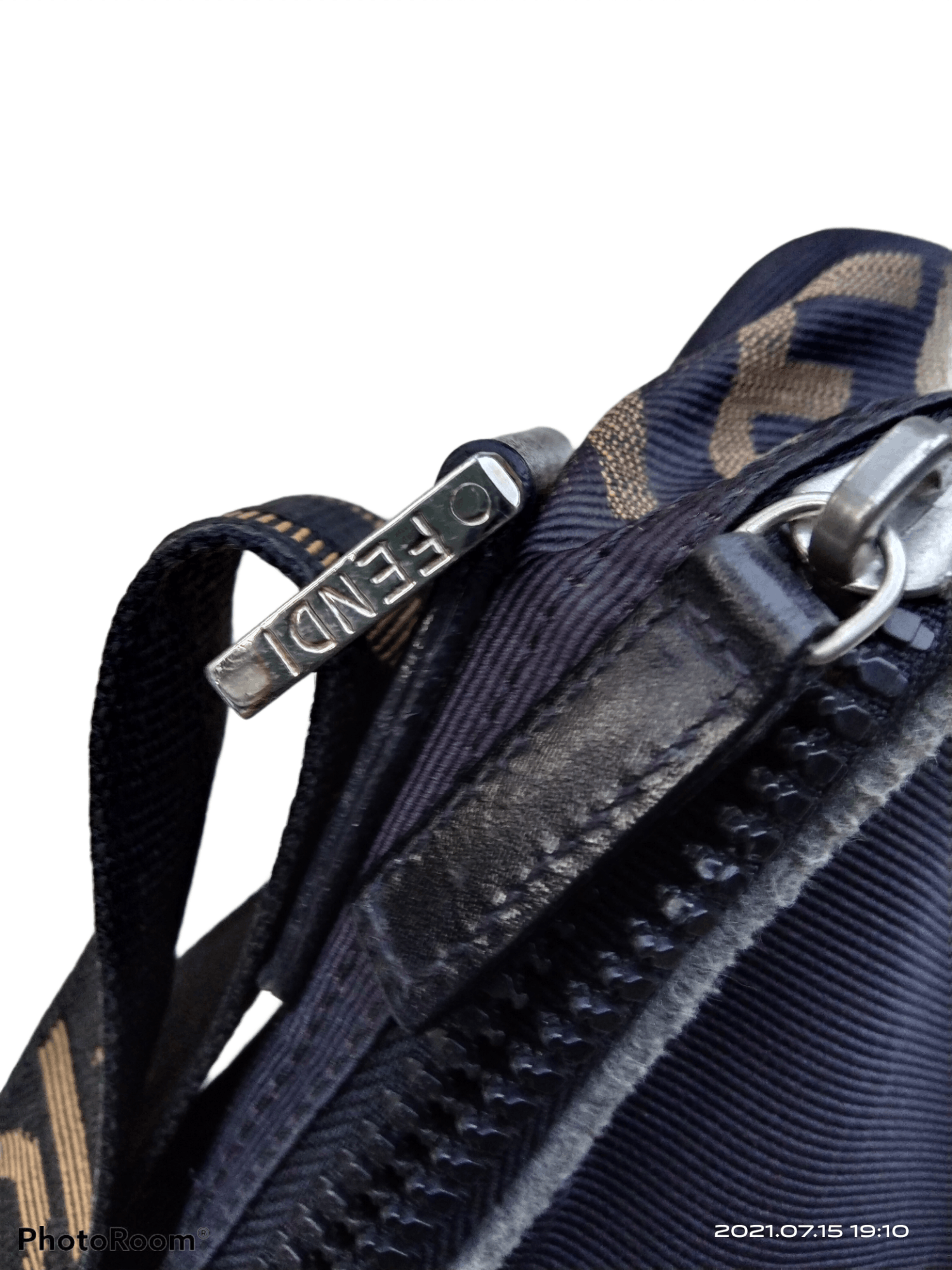 Fendi FENDI ROMA 1925 ITALY NYLON SLING BAG Size ONE SIZE - 6 Thumbnail