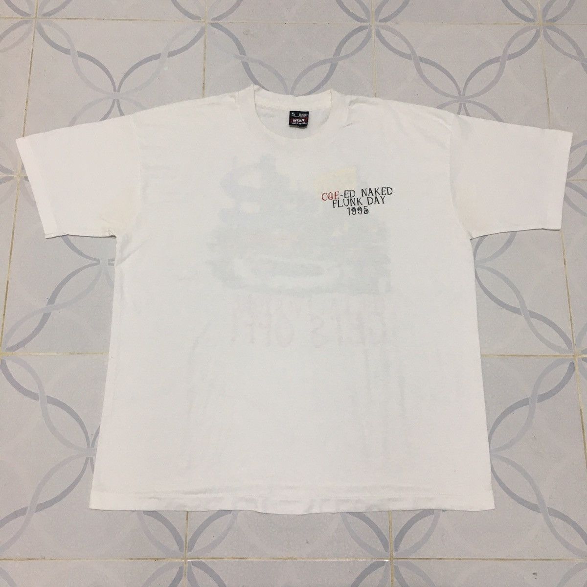 Fruit Of The Loom × Vintage Rare‼️🔥Vintage Coe-ed Naked Flunk Day 1995 T-Shirt Size US L / EU 52-54 / 3 - 4 Thumbnail