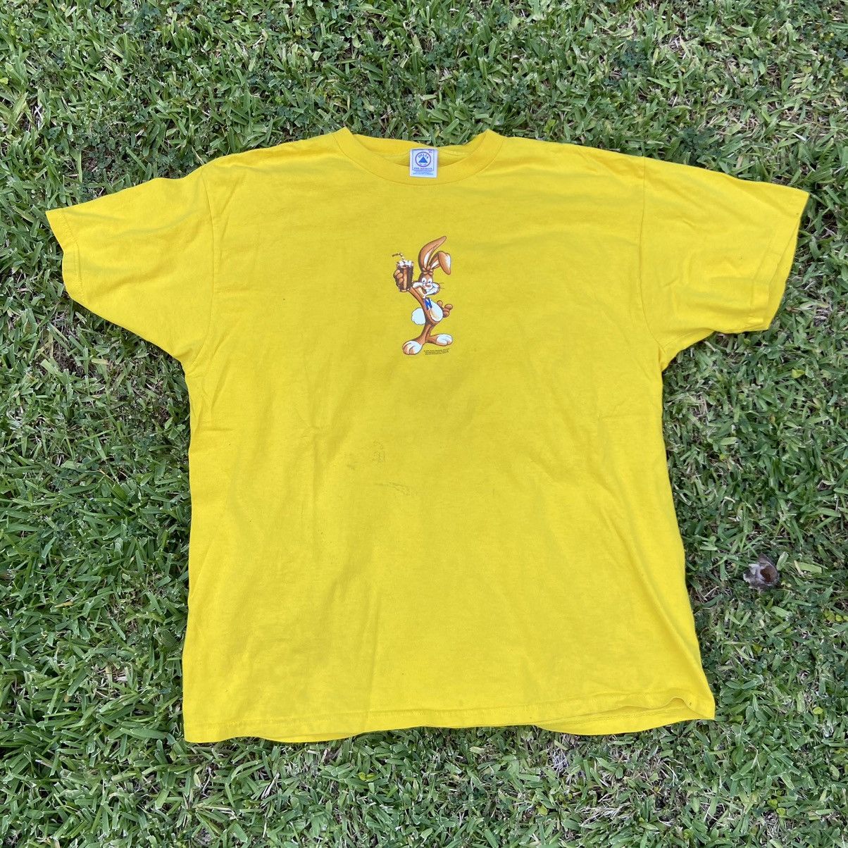 T-shirt Vintage Années 90 Nabisco Snacks - Motif Triscuit Ritz - Taille L Jaune - Marque Hanes - Occasion Très Bon état