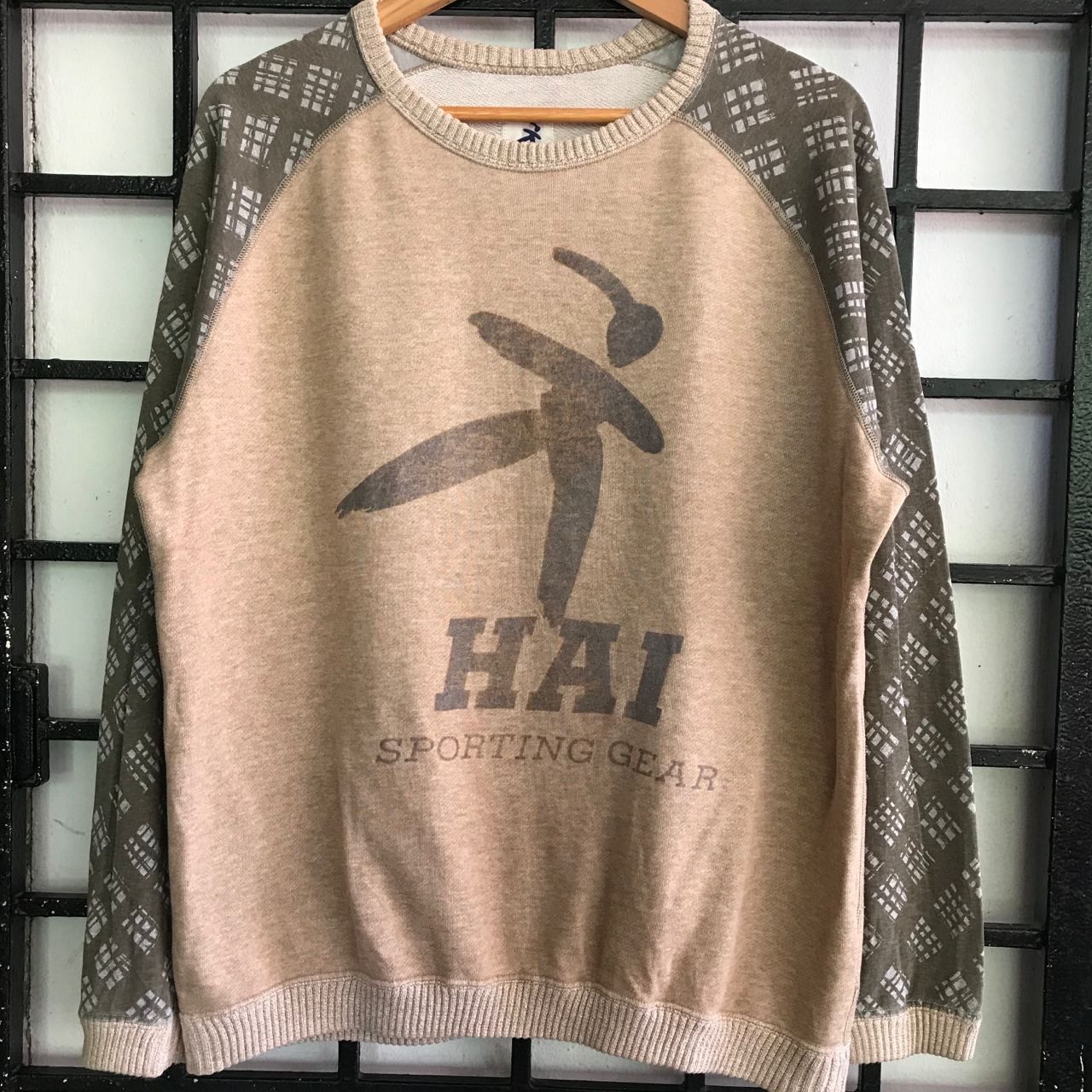 Vintage 🔥 Vintage Hai Sporting Gear Spellout Big Logo Sweatshirt Size US M / EU 48-50 / 2 - 1 Thumbnail