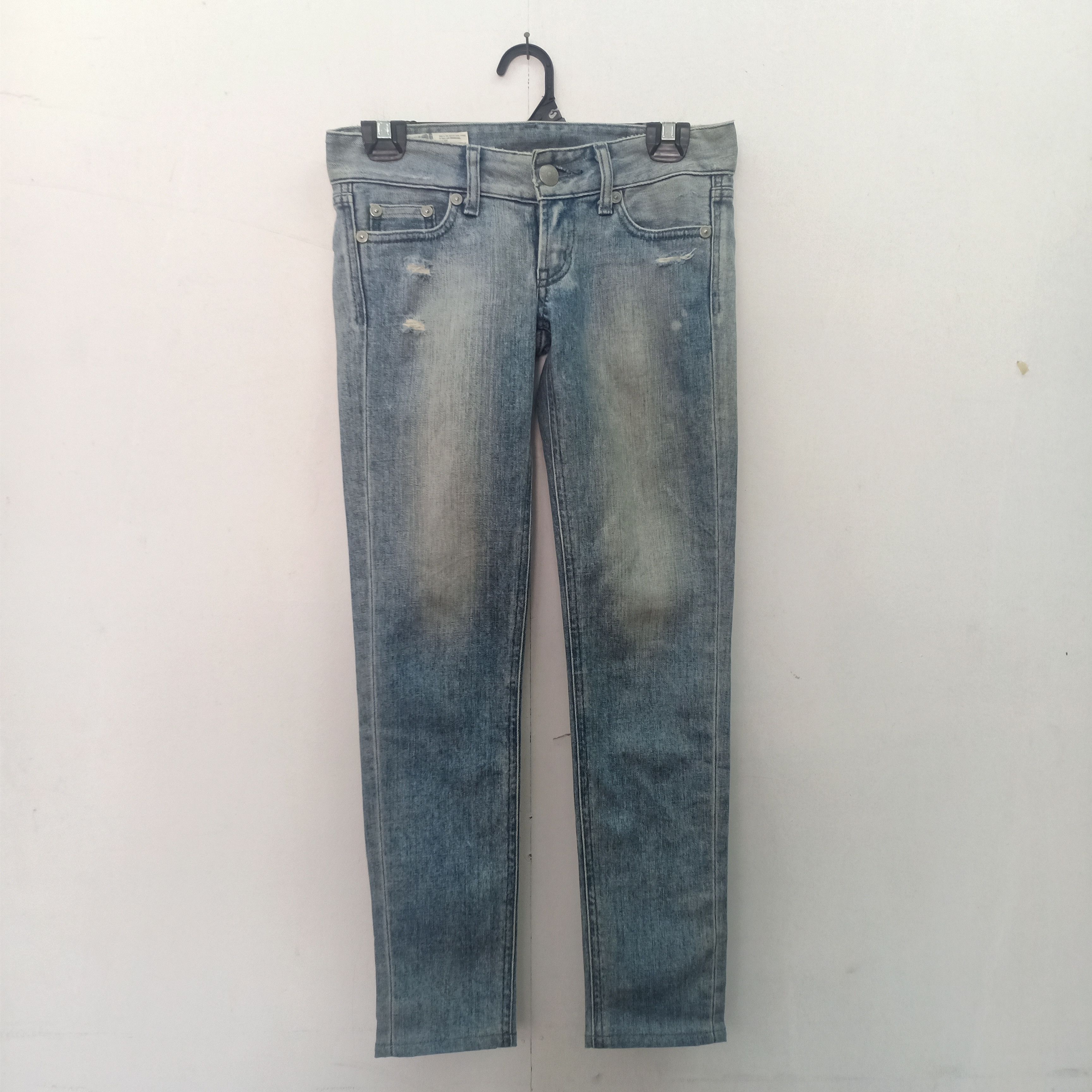 image of Sly Jeans Distressed Denim Jeans in Blue Denim, Men's (Size 28)