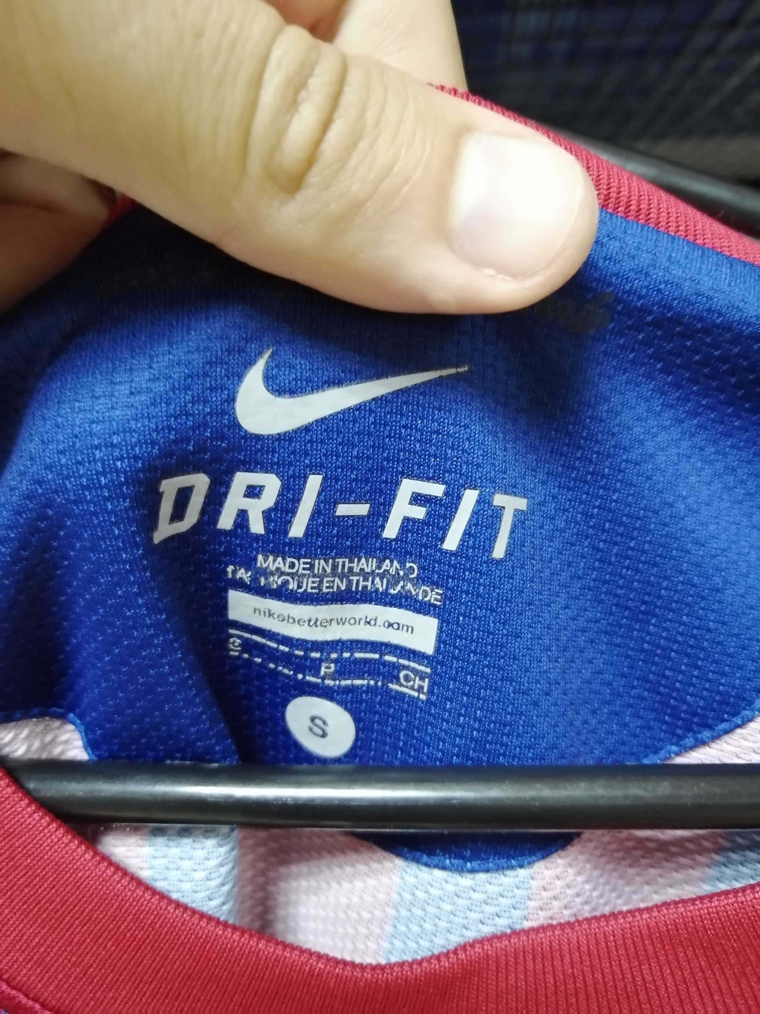 Nike Barcelona Nike jersey Size US S / EU 44-46 / 1 - 5 Thumbnail