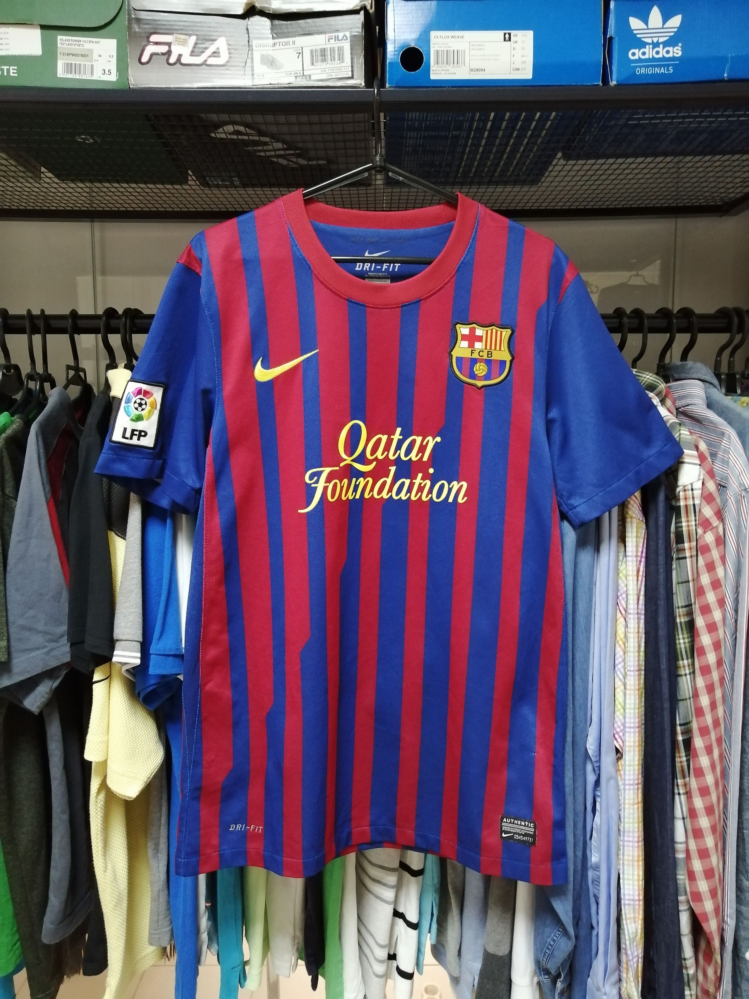 Nike Barcelona Nike jersey Size US S / EU 44-46 / 1 - 1 Thumbnail