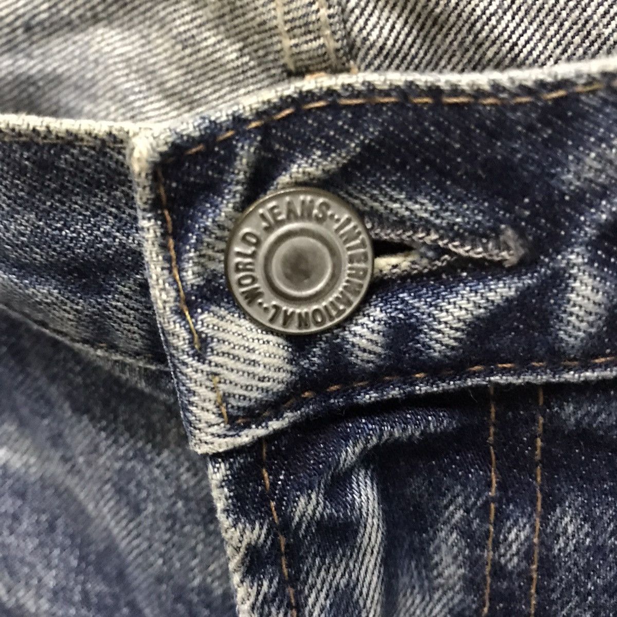 Japanese Brand Vintage RNA Inc. patchwork distressed denim Size US 32 / EU 48 - 9 Thumbnail