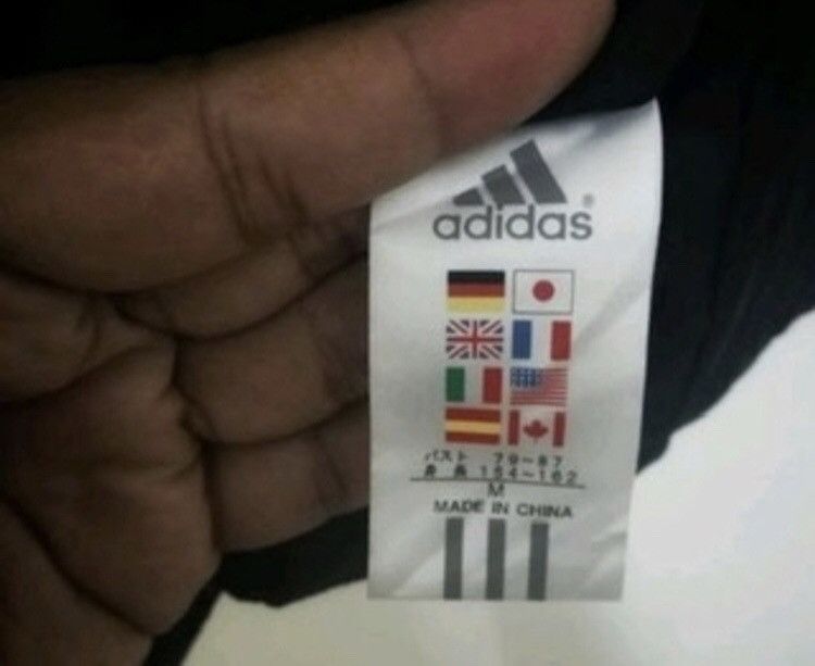 Adidas Adidas Hoodie Sleeve Less Small Logo Adidad Hoodie Vest Size US M / EU 48-50 / 2 - 5 Thumbnail