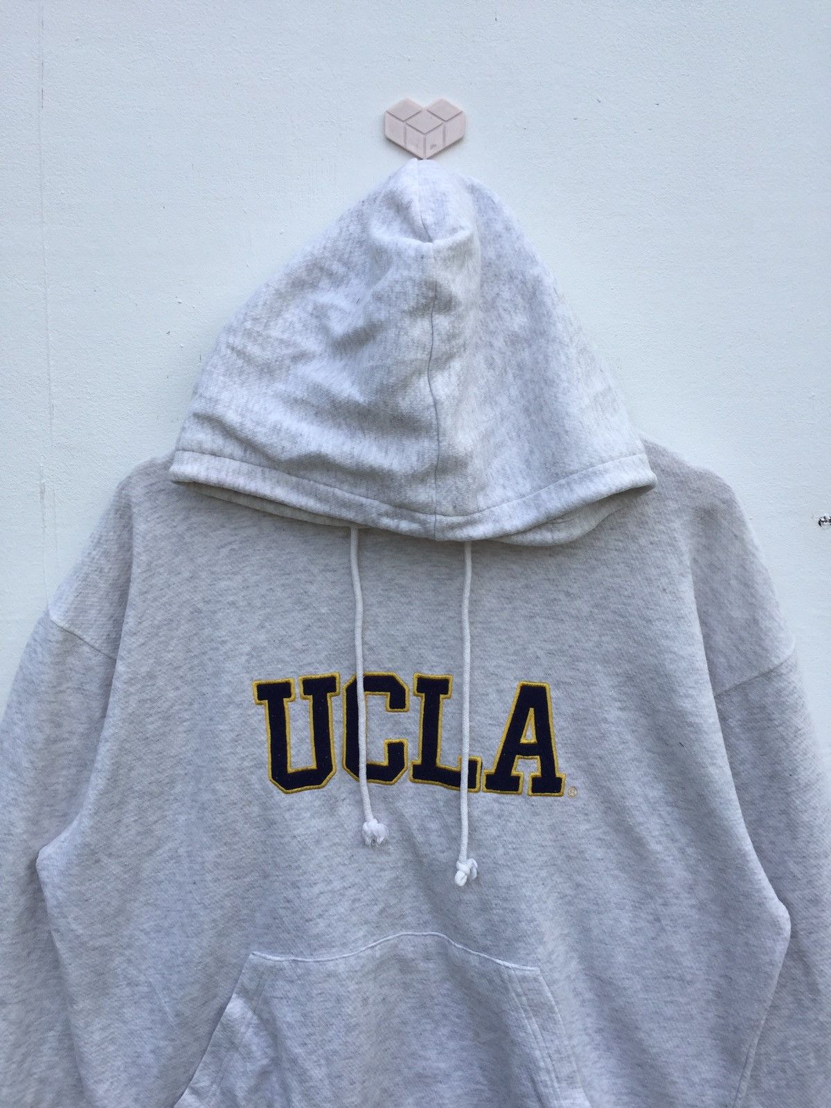Vintage Vintage UCLA Big Logo Hoodie Size US M / EU 48-50 / 2 - 2 Thumbnail