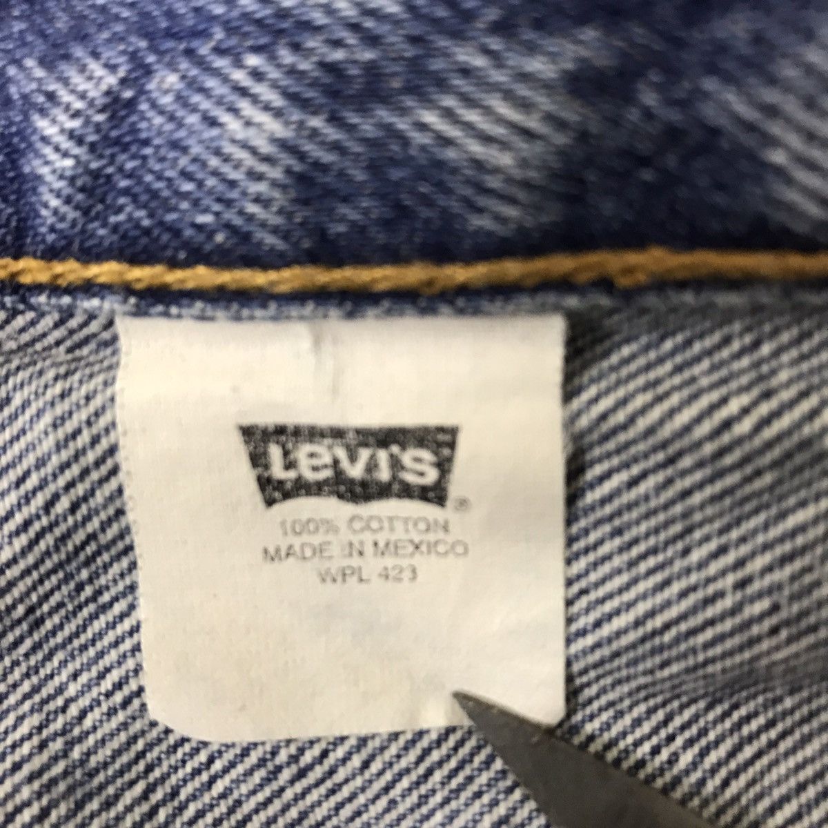Levi's Vintage 90s Levis 501xx Denim Lightwash Nice Faded 42x41 Size US 42 / EU 58 - 21 Thumbnail
