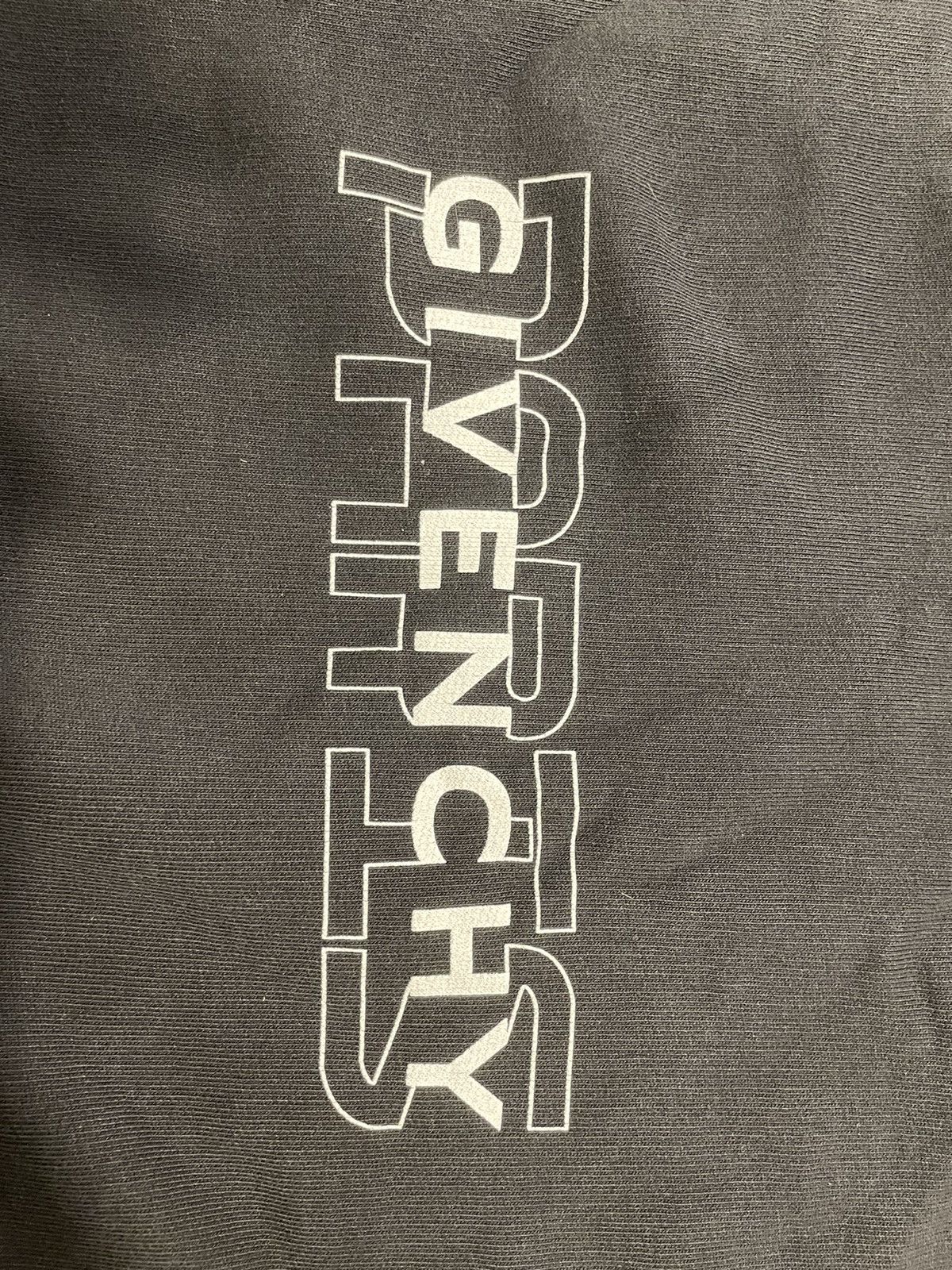 Givenchy Givenchy Crewneck “Paris” Size US S / EU 44-46 / 1 - 2 Thumbnail