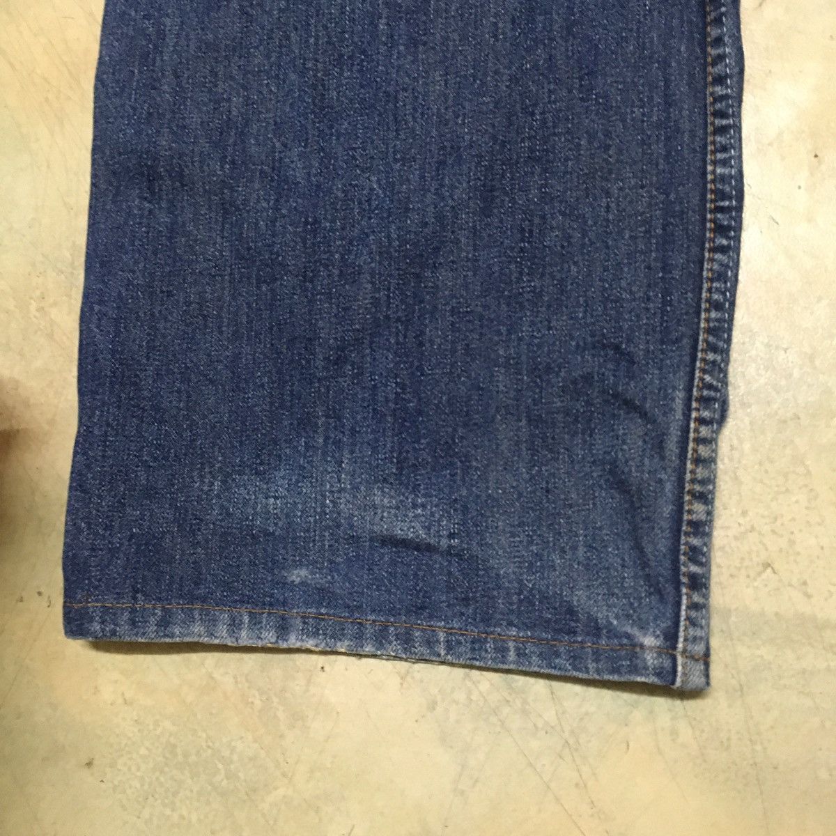 Levi's Vintage Levis Lot 504 Distressed Denim Jeans Size US 33 - 9 Thumbnail