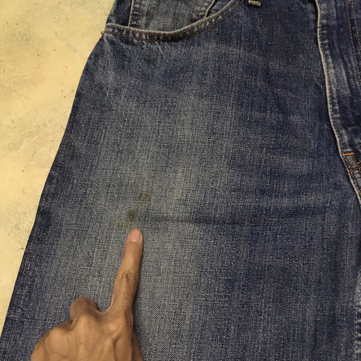 Levi's Vintage Levis Lot 504 Distressed Denim Jeans Size US 33 - 10 Thumbnail