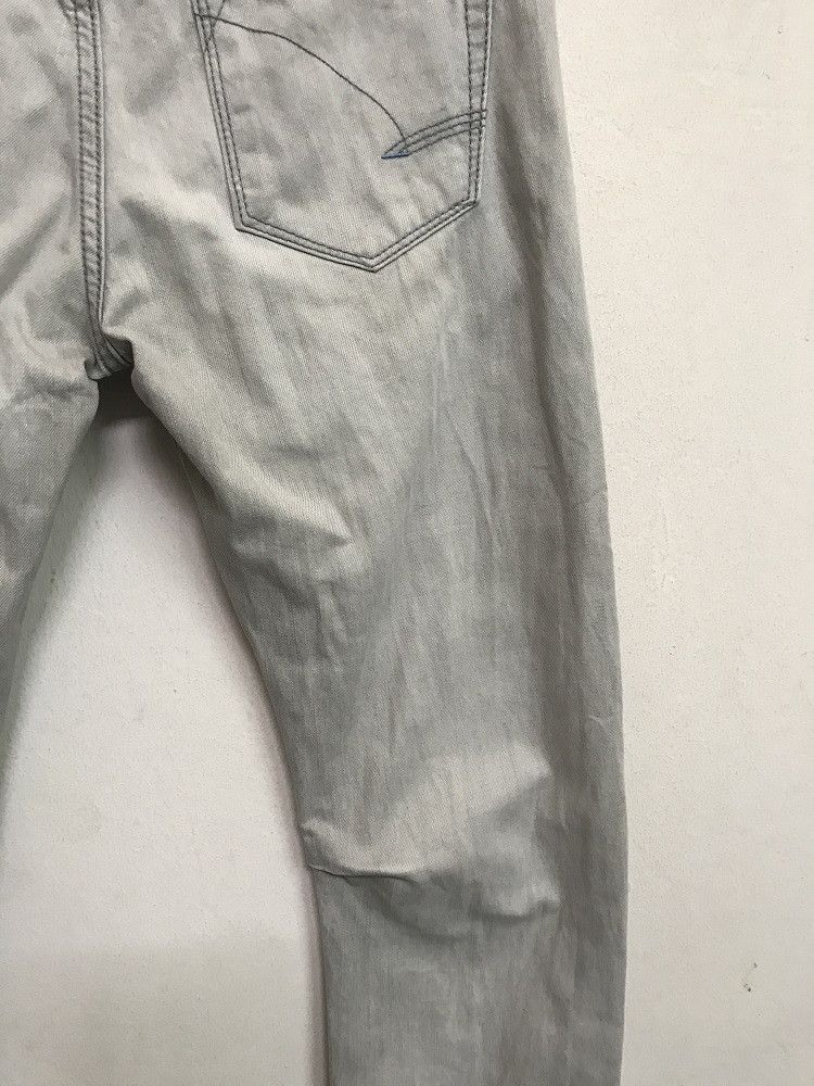 Vintage Zu Elements Distressed Curved Legs Tight fit Size US 30 / EU 46 - 19 Thumbnail