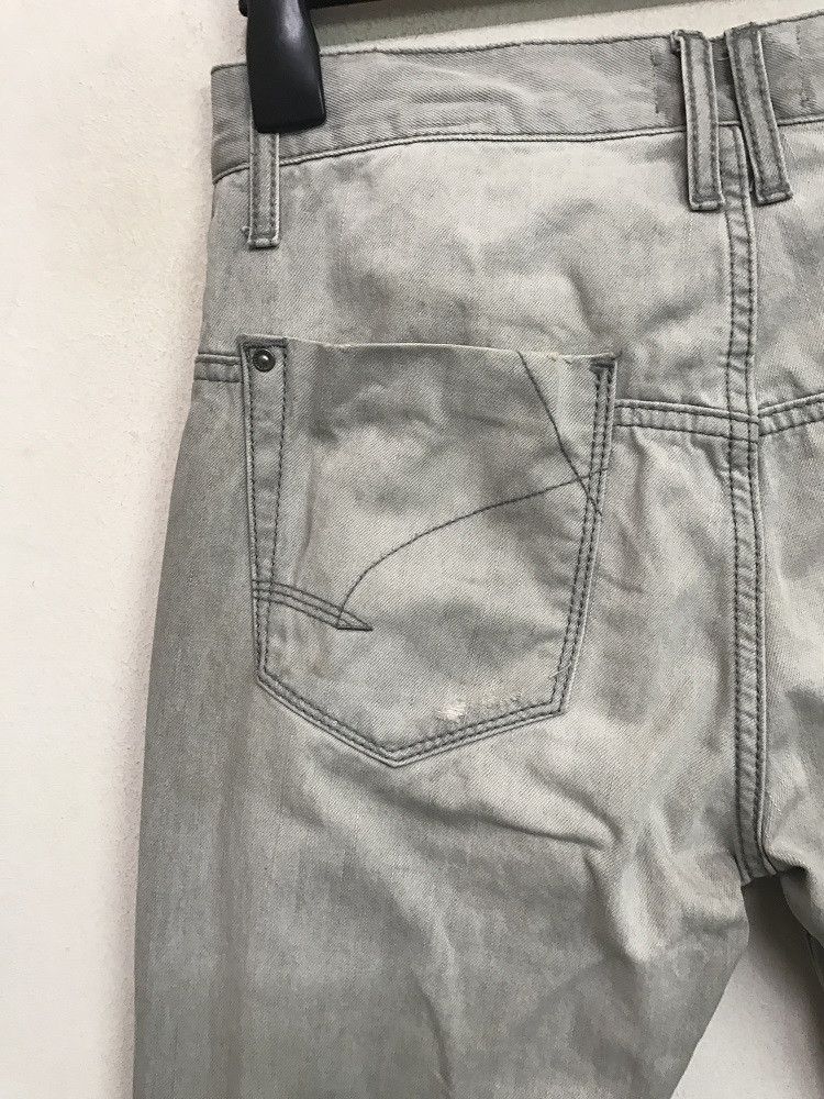 Vintage Zu Elements Distressed Curved Legs Tight fit Size US 30 / EU 46 - 15 Thumbnail