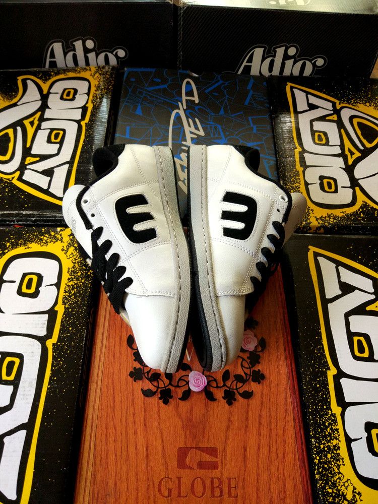Etnies × Vintage Etnies Santiago - vintage model early 2000s Size US 9 / EU 42 - 8 Thumbnail