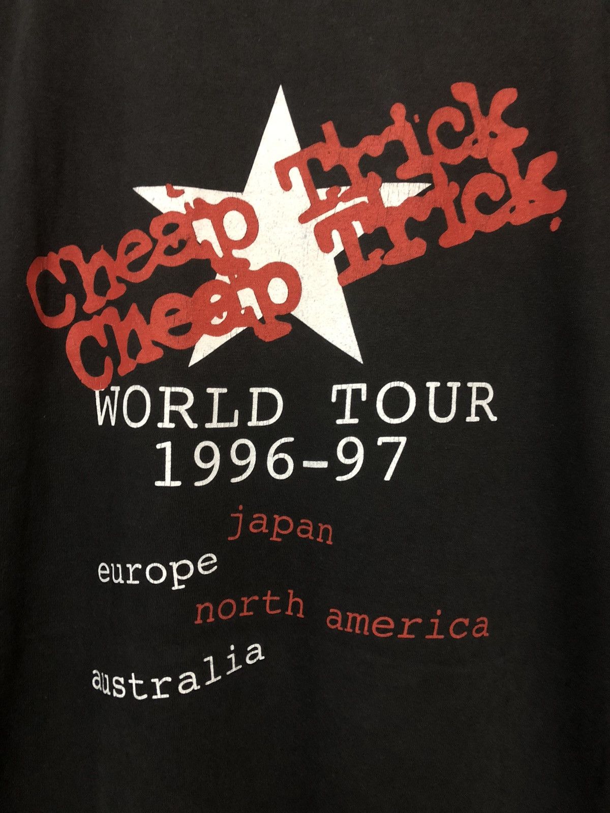 Band Tees × Vintage Vintage 90s Cheap Trick Tour Tee Size US XL / EU 56 / 4 - 7 Thumbnail