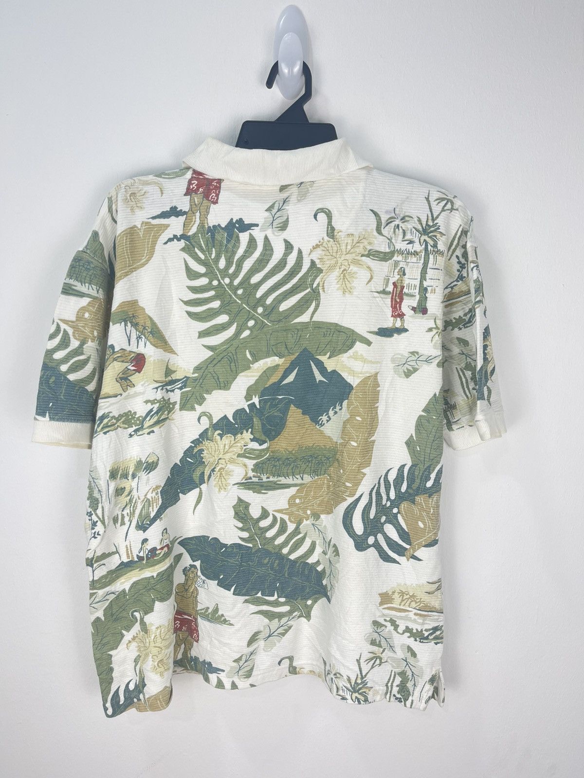 Vintage SUMMER HAWAIIAN COLLAR CAMP TSHIRT Size US XL / EU 56 / 4 - 2 Thumbnail