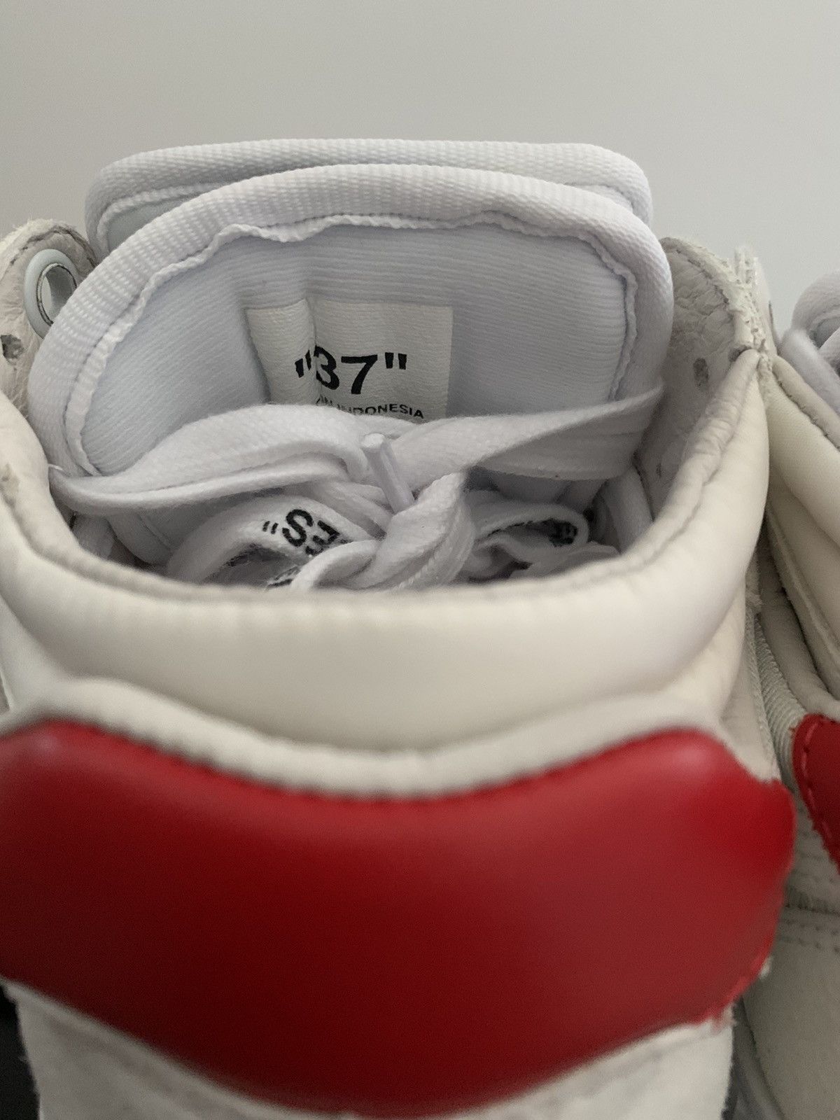 Off-White Off white 3.0 off court white red WMNS EU 37 US 6.5 Size US 6.5 / EU 39-40 - 5 Thumbnail