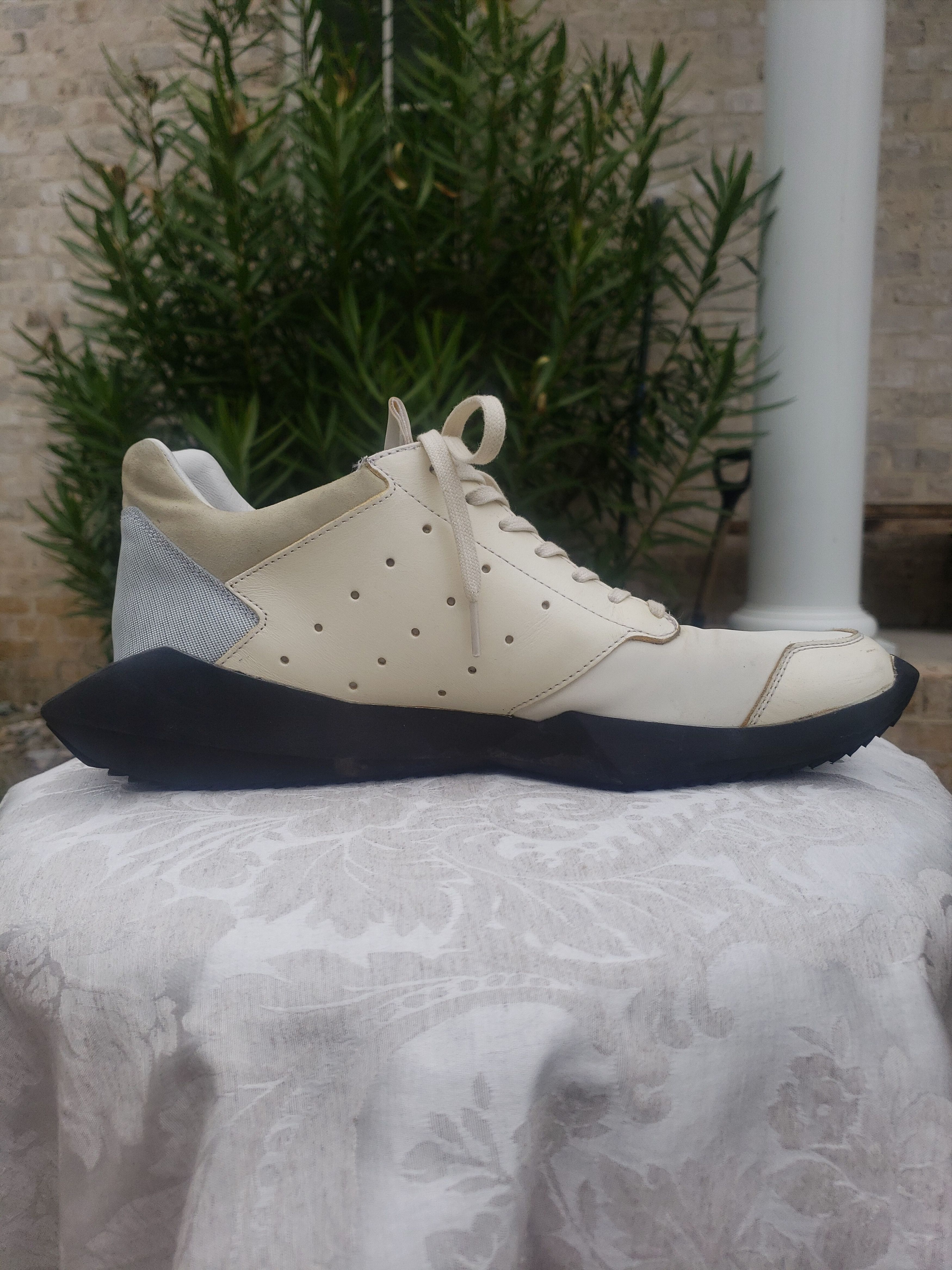 Adidas × Rick Owens Milk Tech Runners Size US 11 / EU 44 - 6 Thumbnail