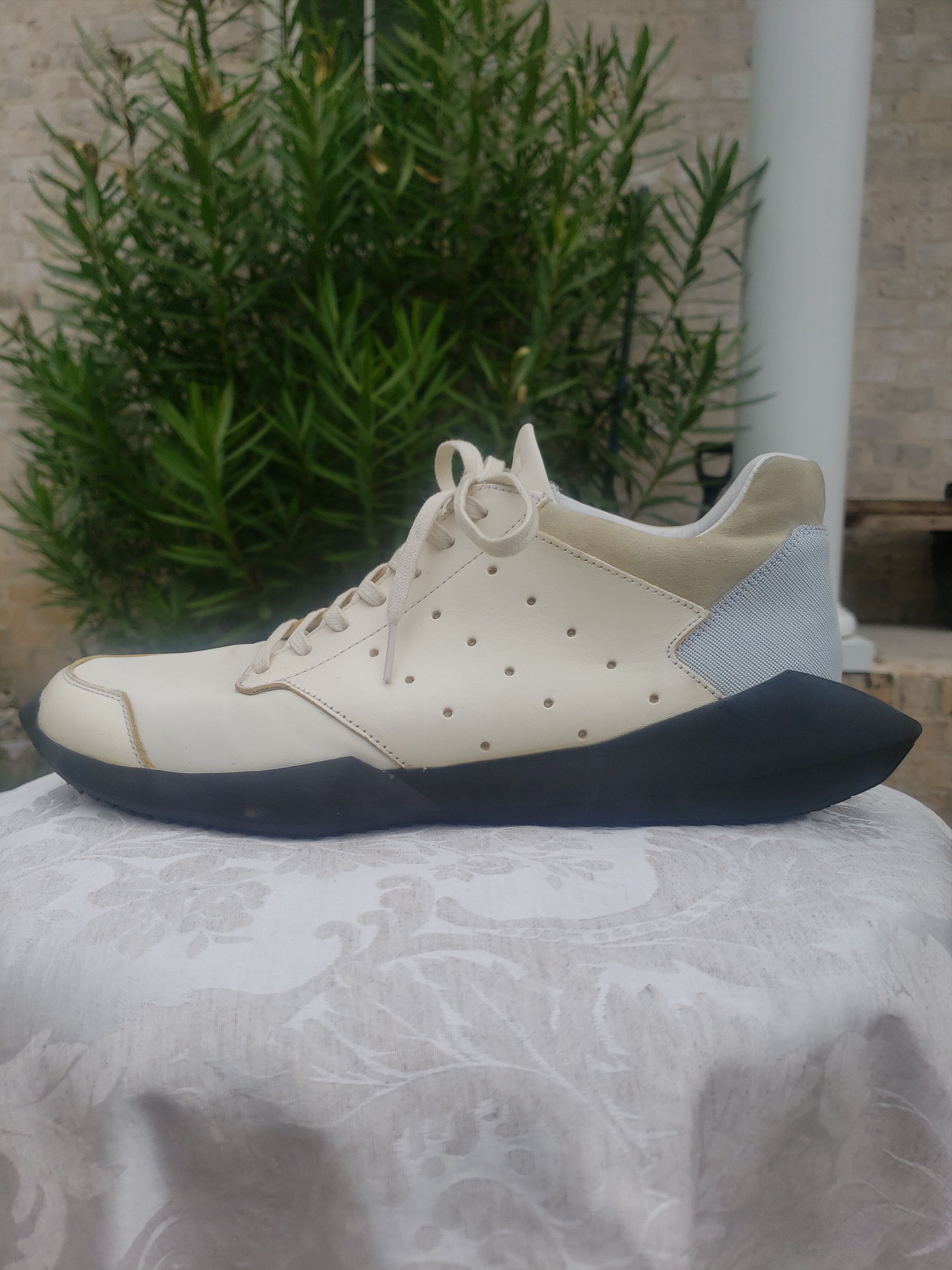 Adidas × Rick Owens Milk Tech Runners Size US 11 / EU 44 - 5 Thumbnail