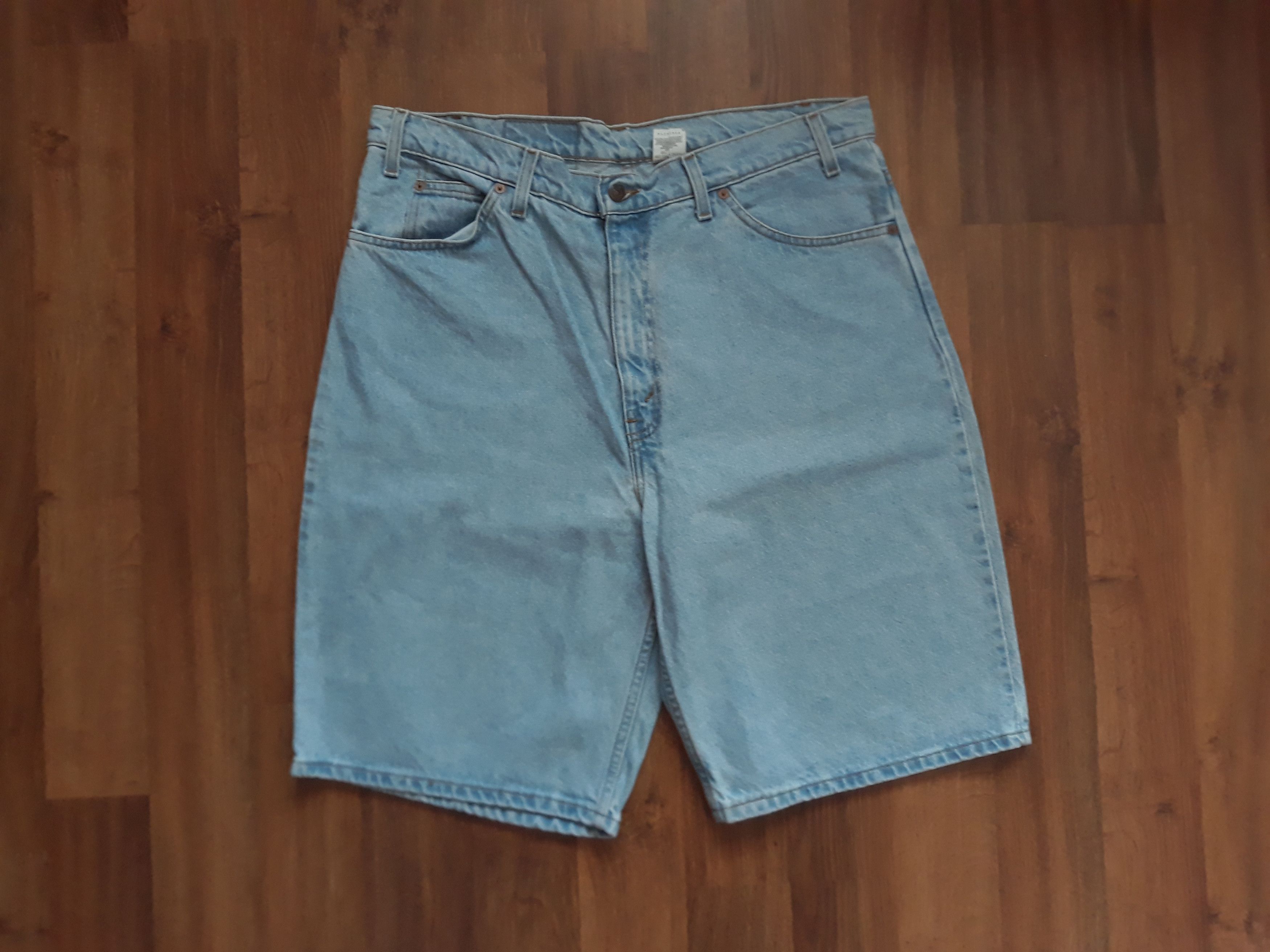 Levi's Vintage Levi's 550 Orange Tab Shorts 48 cm waist Size US 38 / EU 54 - 1 Thumbnail
