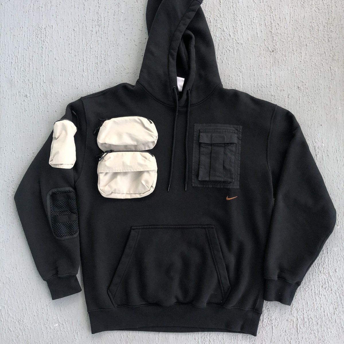 travis utility hoodie